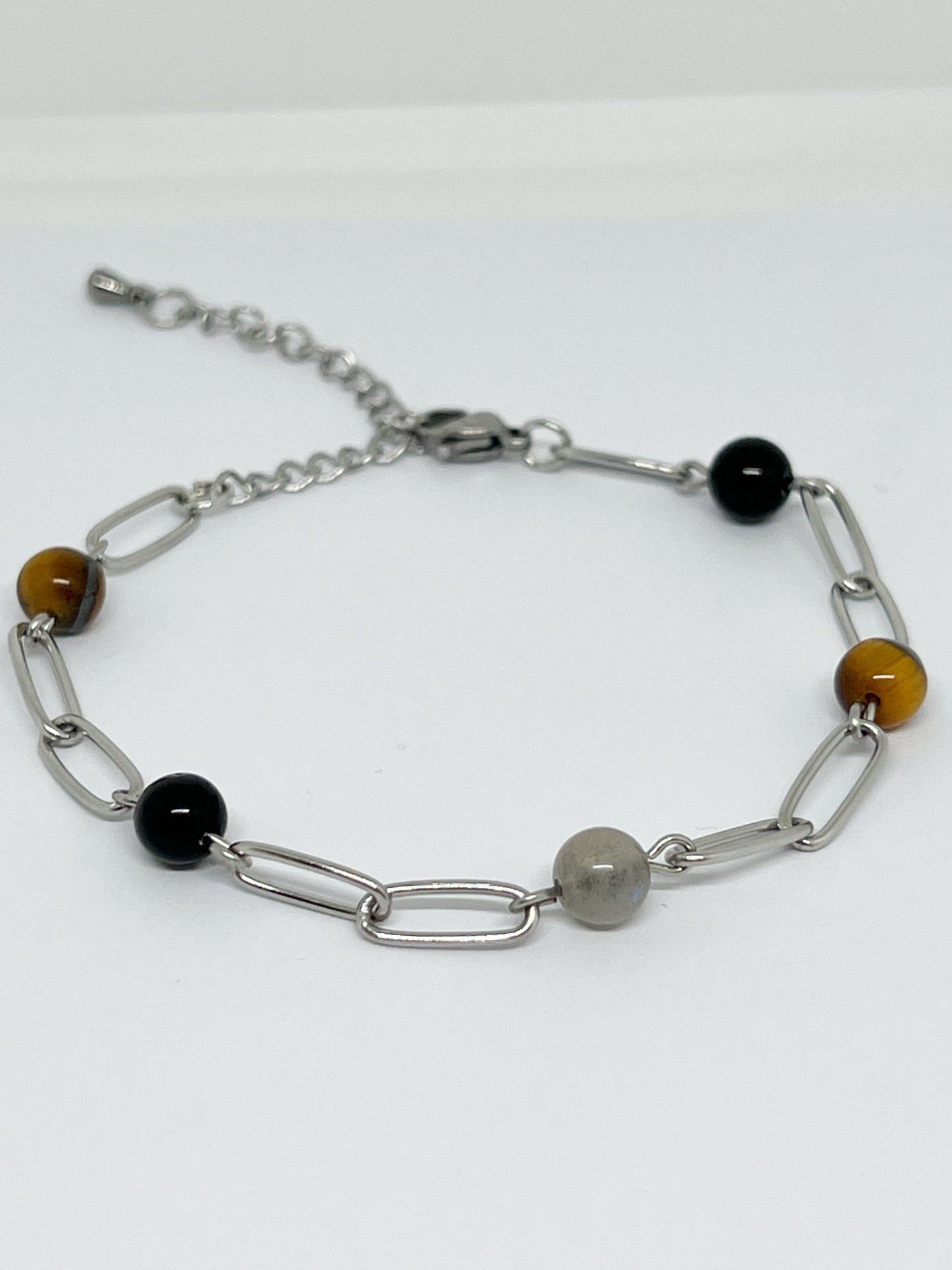 Bracelet mauvais œil en Acier Argenté et Pierres Naturelles – Élégance et Énergie