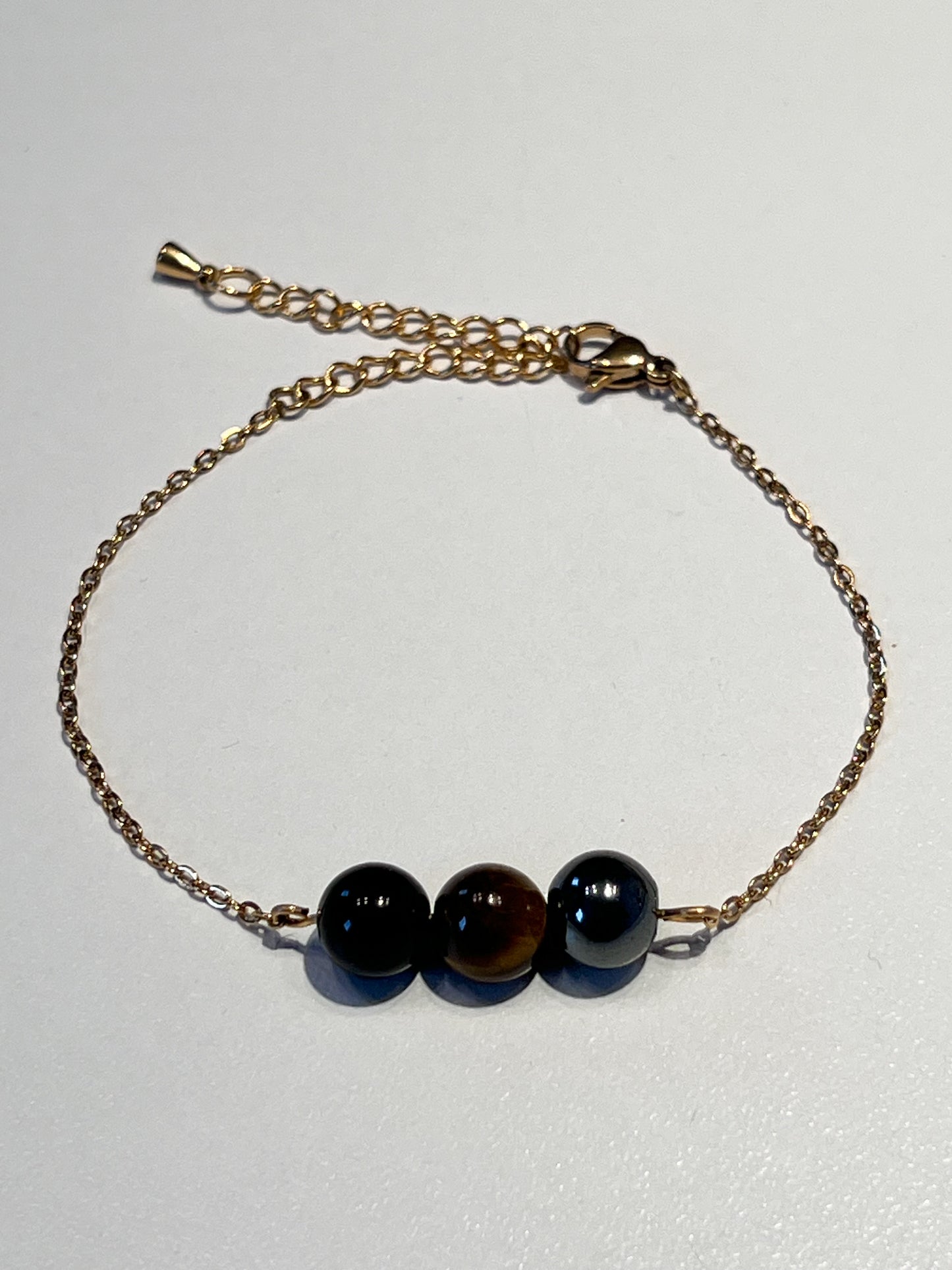Bracelet en Acier Doré avec Hématite, Œil de Tigre et Obsidienne Noire - Alliez Style et Protection