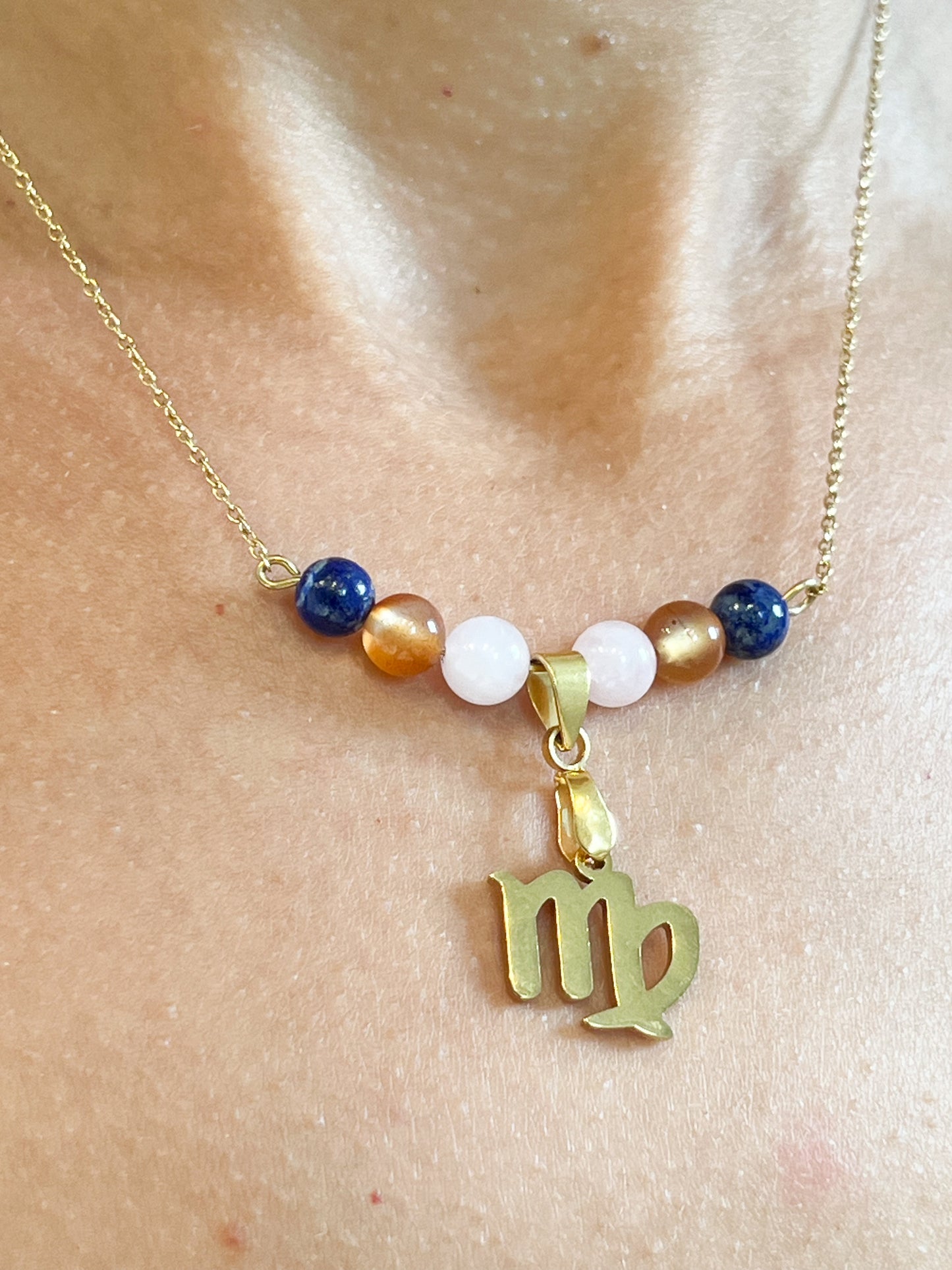 Collier Astro Vierge en acier inoxydable doré avec quartz rose, cornaline et lapis lazuli