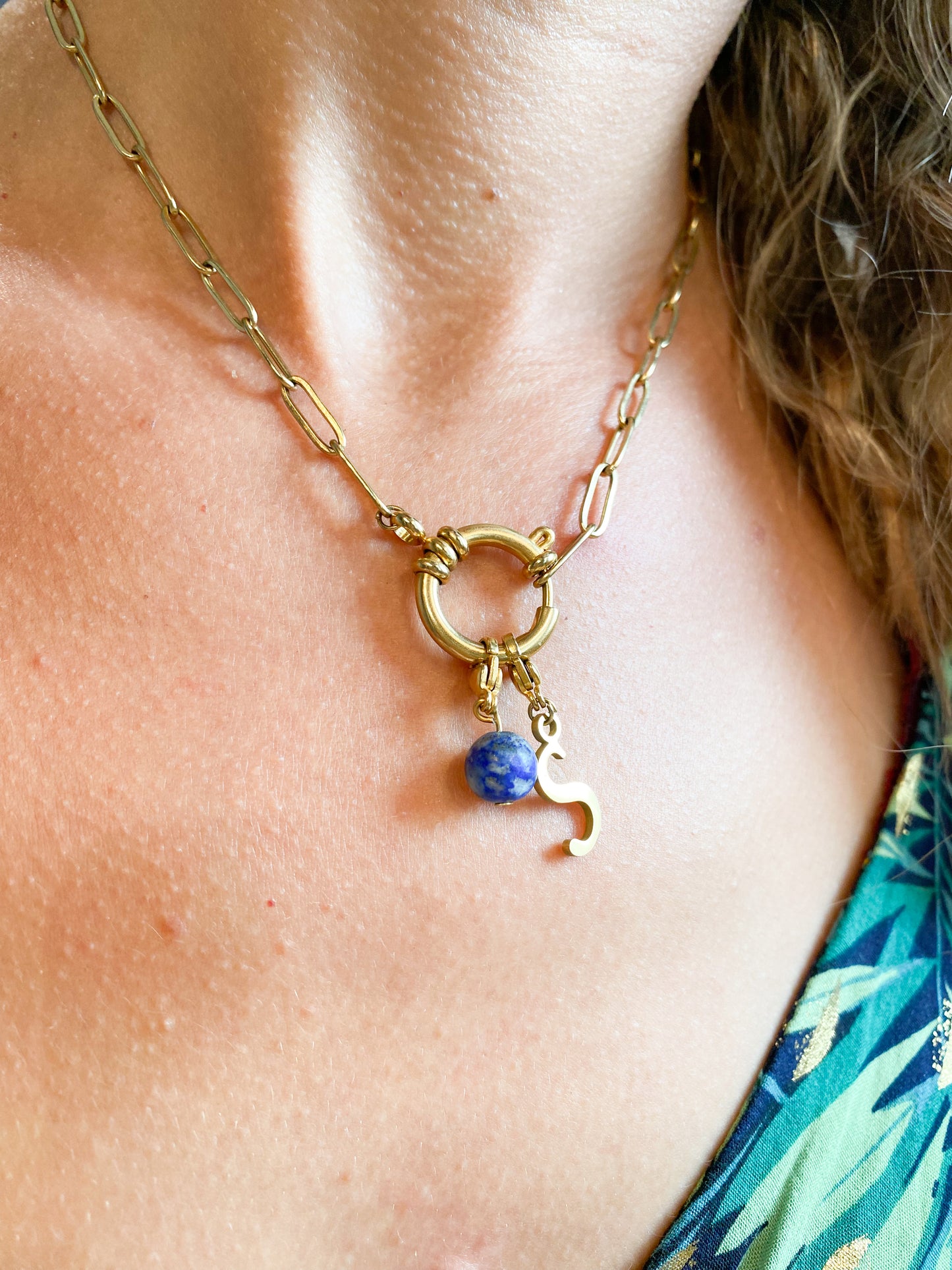 Collier en acier inoxydable personnalisé : style unique et durabilité exceptionnelle