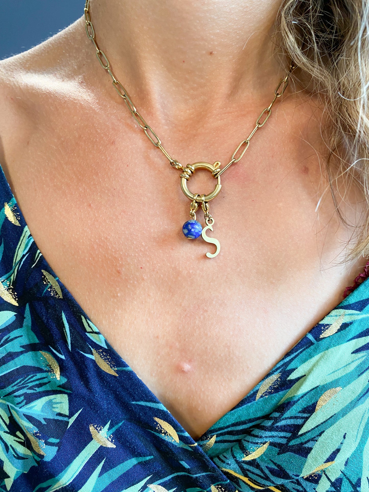 Collier en acier inoxydable personnalisé : style unique et durabilité exceptionnelle