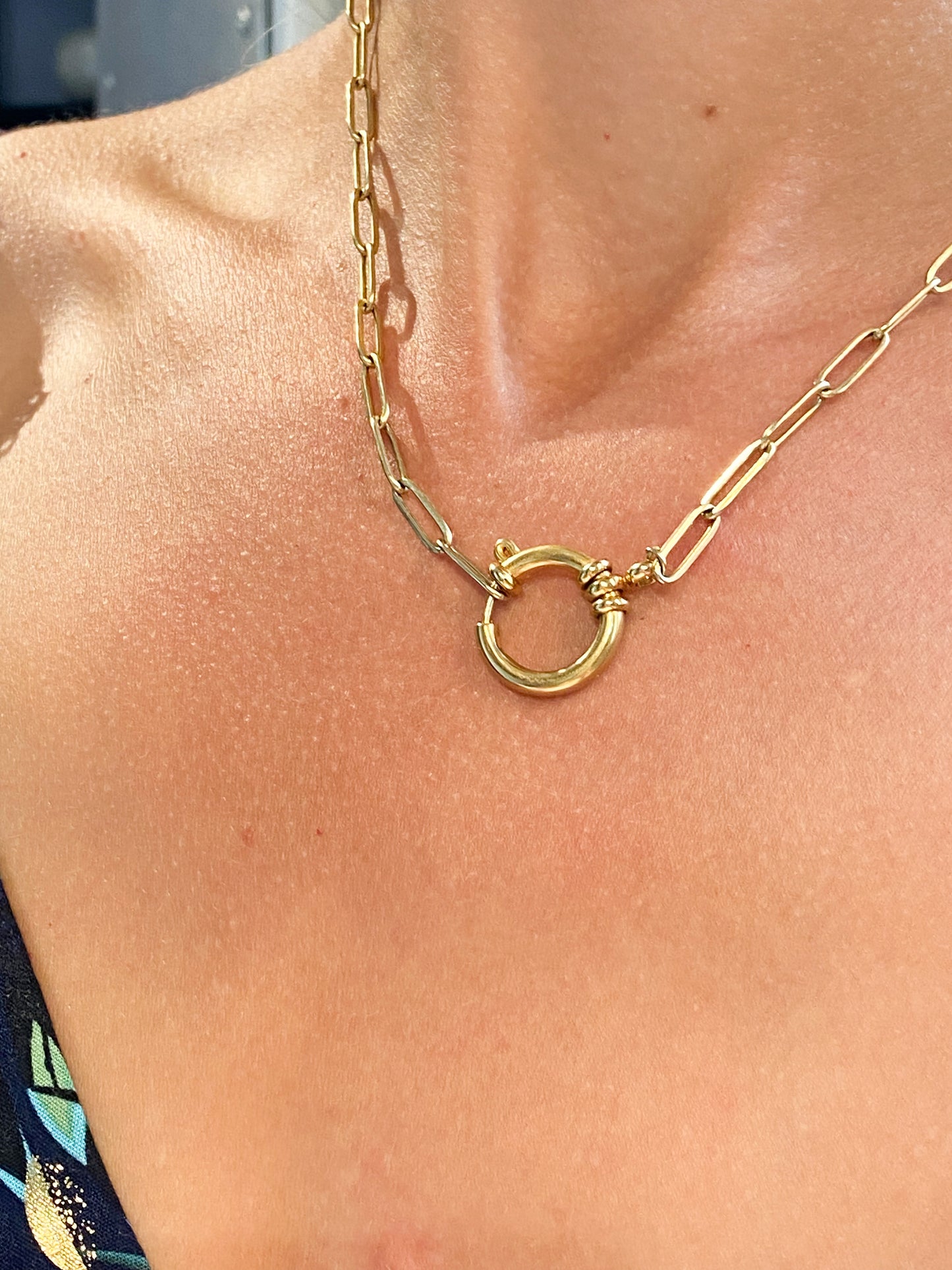 Collier en acier inoxydable personnalisé : style unique et durabilité exceptionnelle
