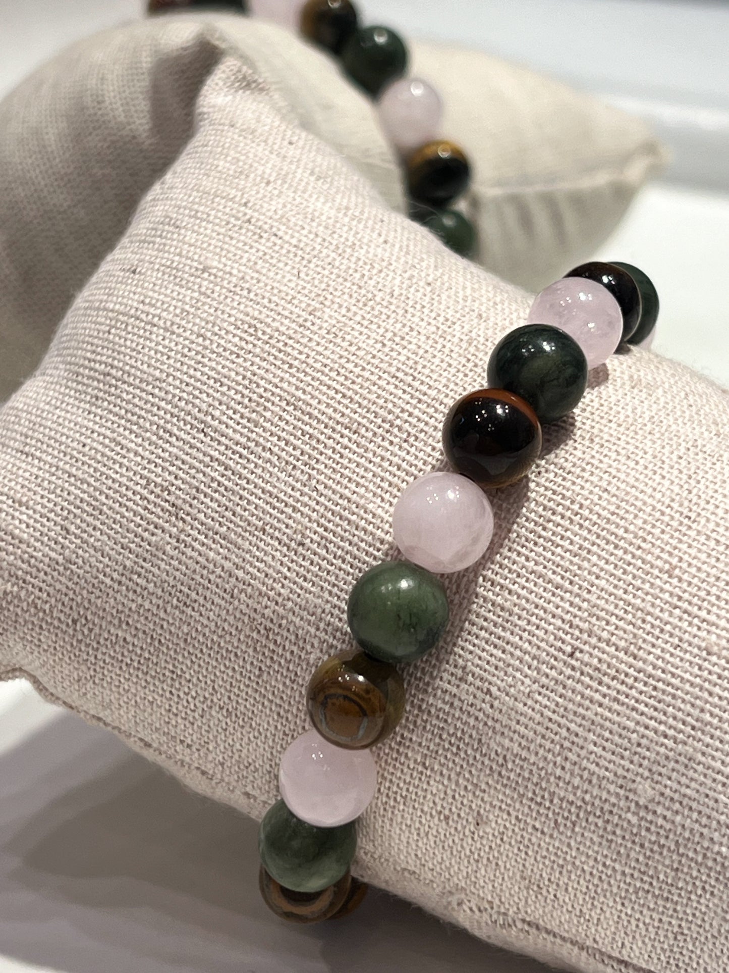 Bracelet Balance en quartz rose, jade et œil de tigre : harmonie et protection