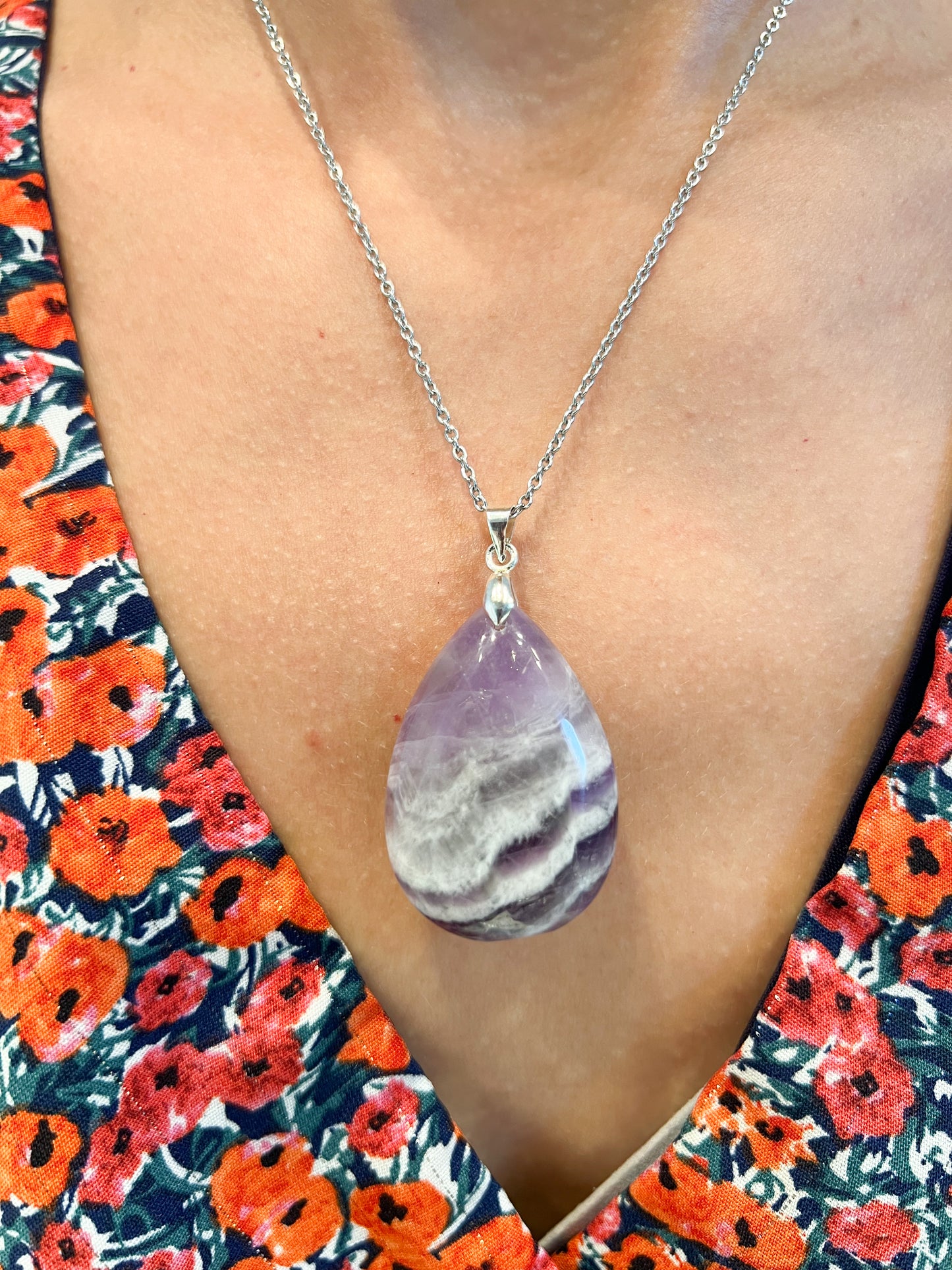 Collier en pierre d'améthyste – Bijou spirituel pour apaisement et protection