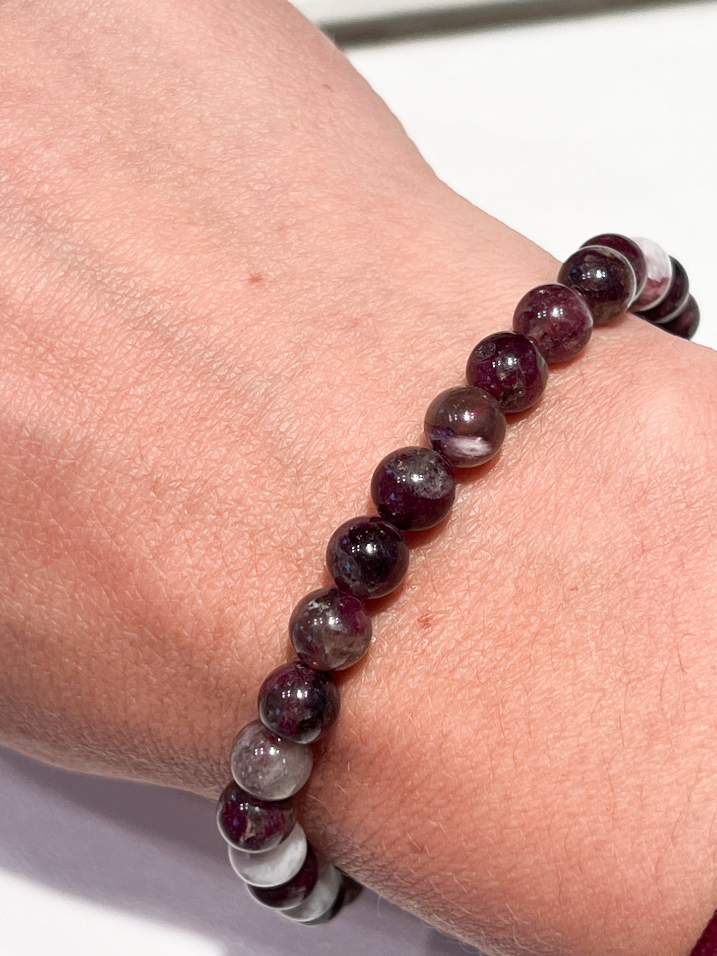 Bracelet en Tourmaline Rose 6mm – Douceur et Guérison Émotionnelle