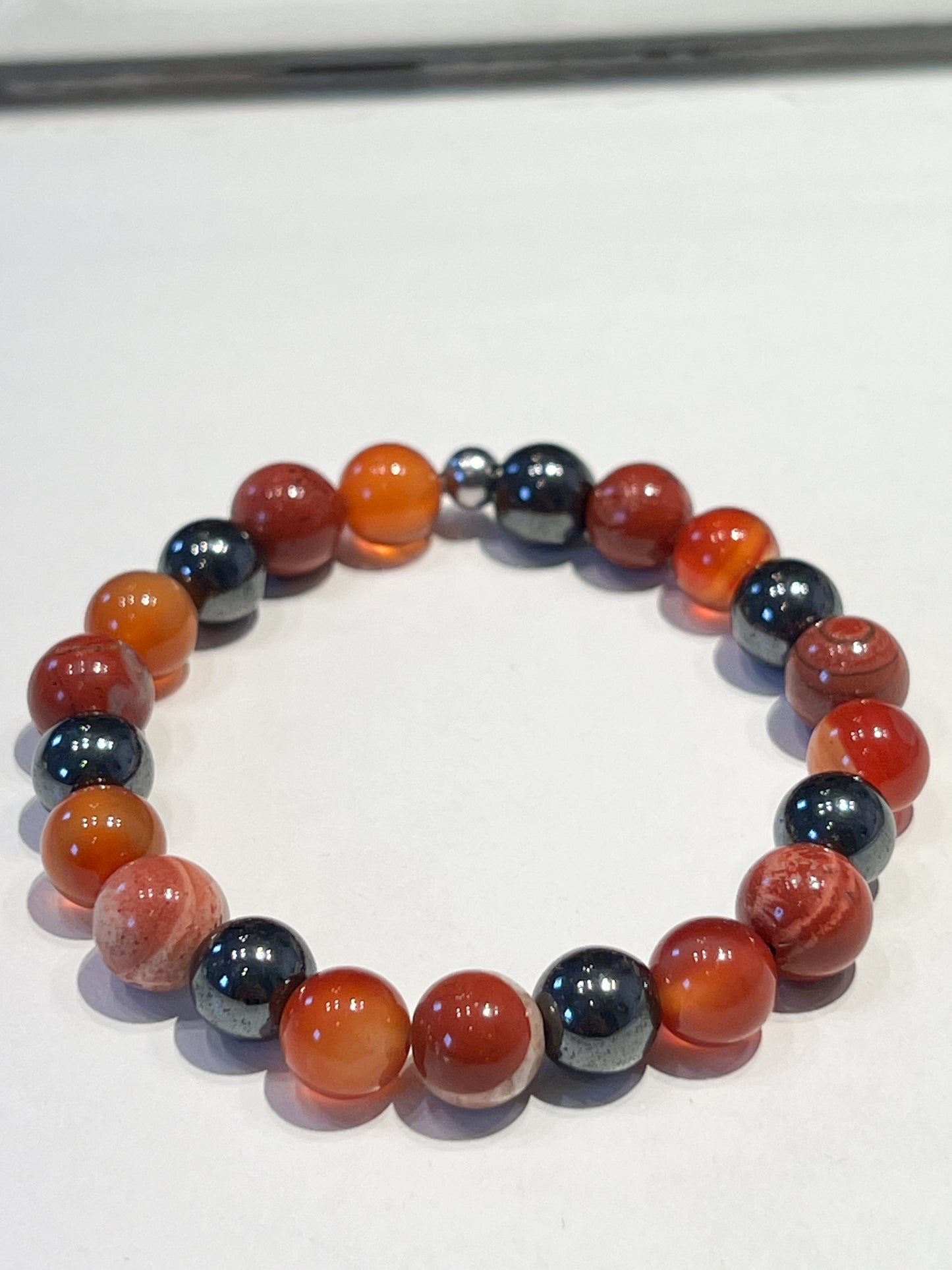 Bracelet Bélier: Renforcez votre confiance avec Cornaline, Jaspe Rouge et Hématite