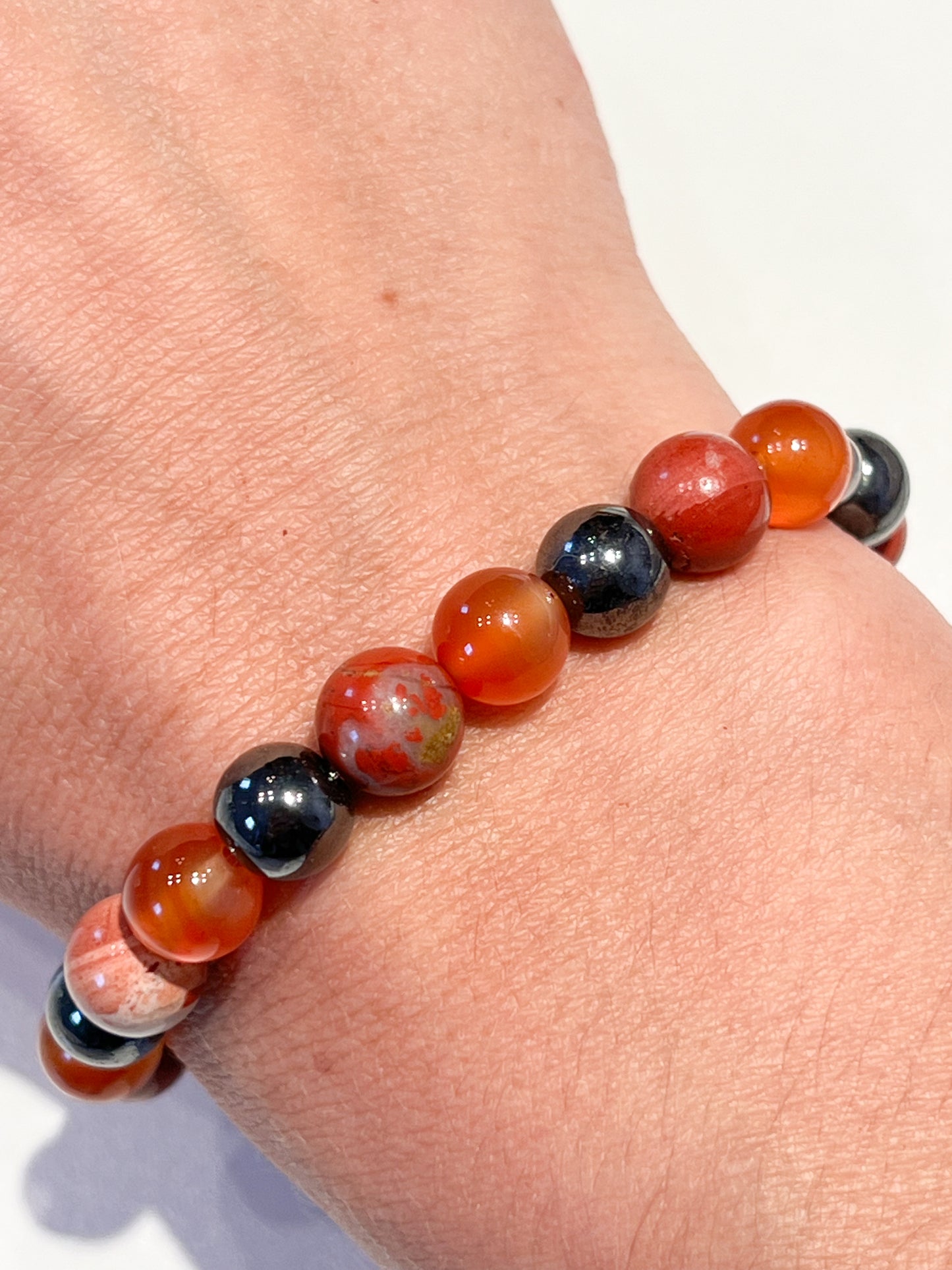 Bracelet Bélier: Renforcez votre confiance avec Cornaline, Jaspe Rouge et Hématite
