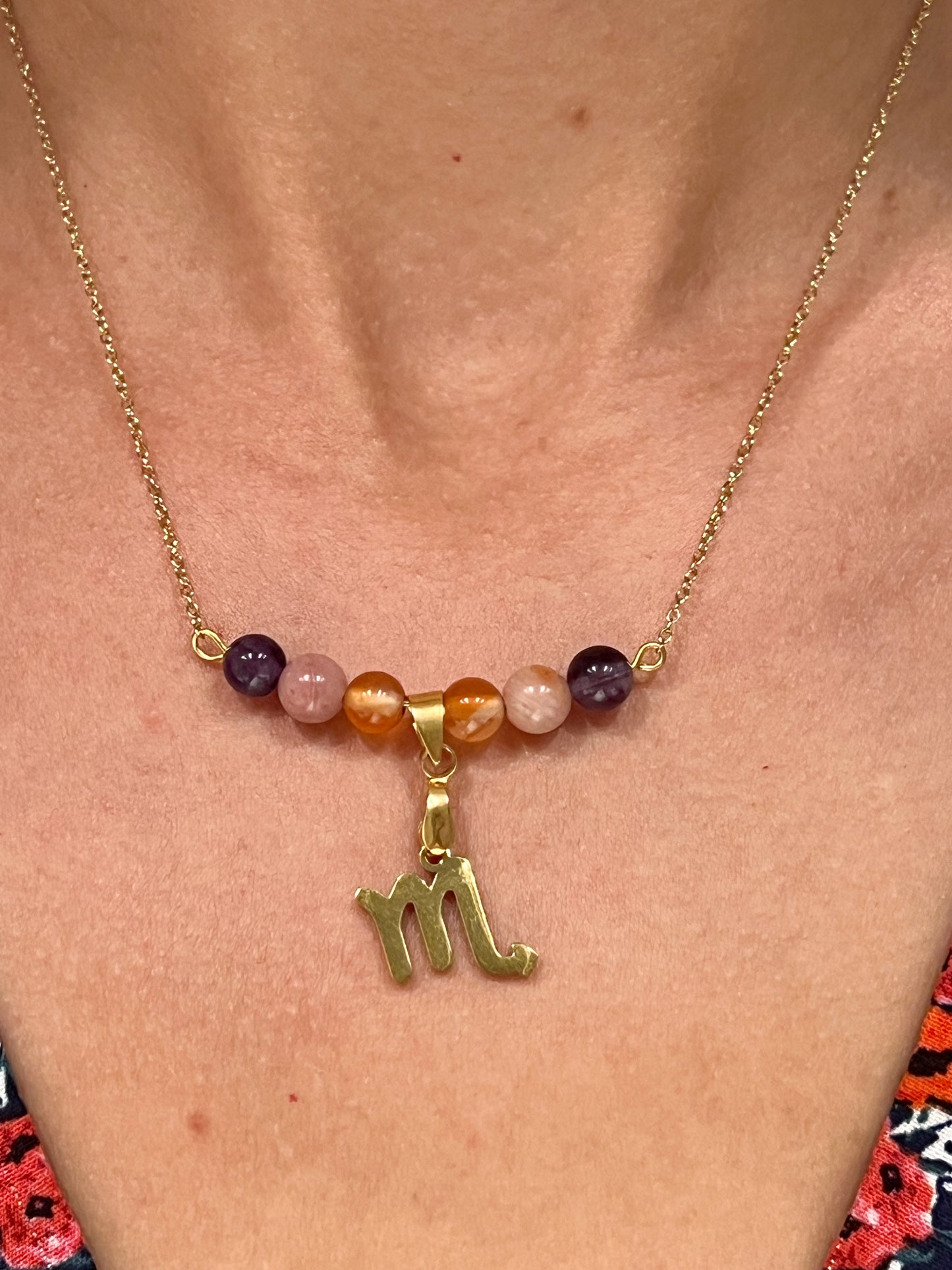 Collier Astro Scorpion en Acier Inoxydable Doré avec Pierres Naturelles – Élégance et Mystique