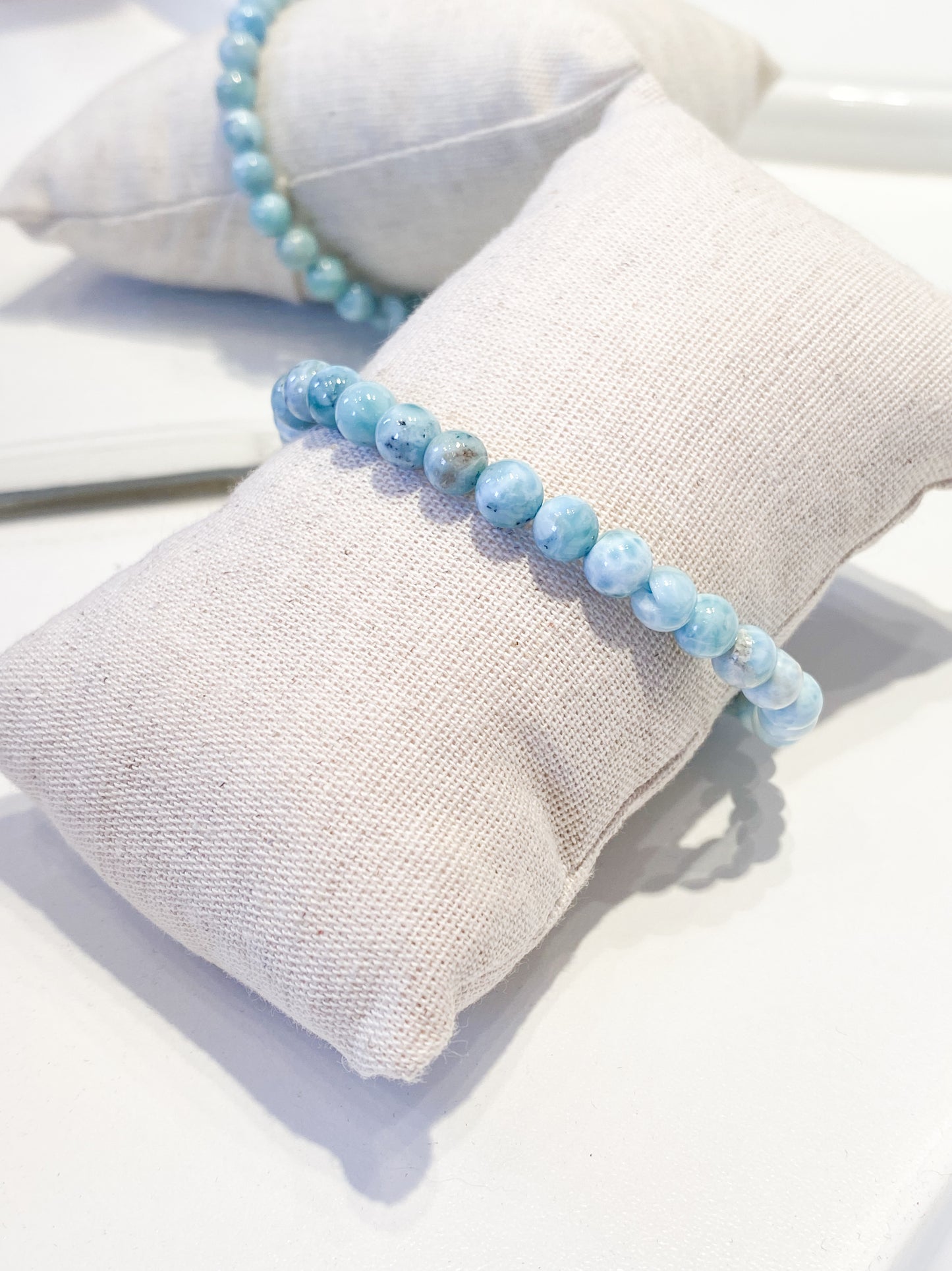 Bracelet Larimar 6mm – Pierre Apaisante et Communication Douce | Lithothérapie Femme