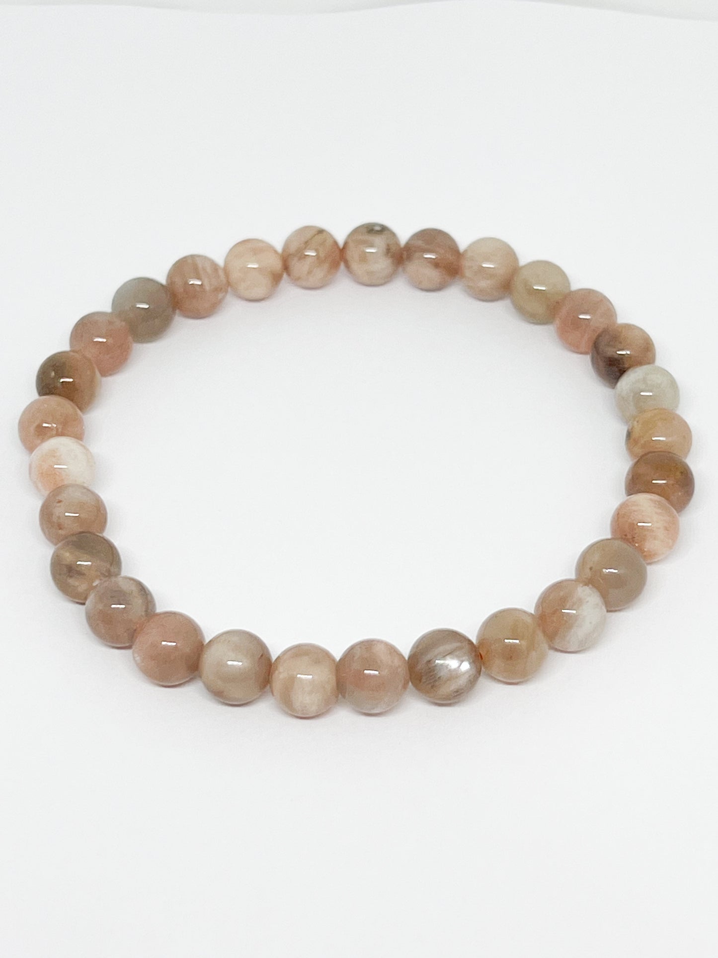 Bracelet en Pierre de Lune Multicolore 6mm : Apaisement et Beauté