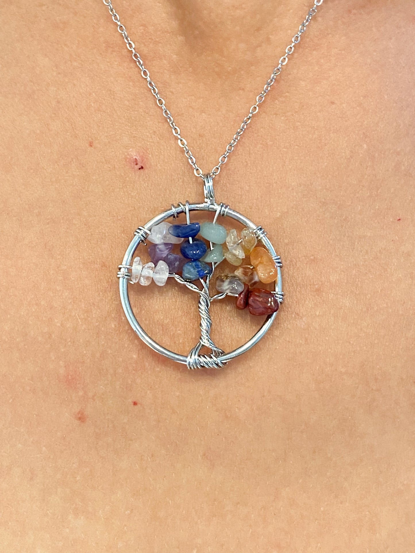 Collier Arbre de Vie 7 Chakras : Équilibre et Harmonie pour une Vie Épanouie