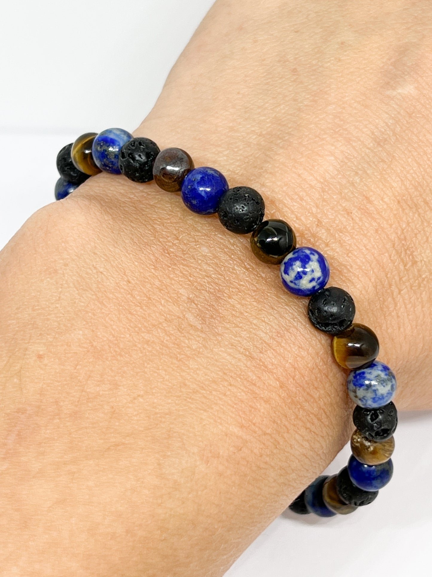 Bracelet en Pierres Naturelles : Pierre de Lave, Lapis Lazuli et Œil de Tigre pour le Bien-Être