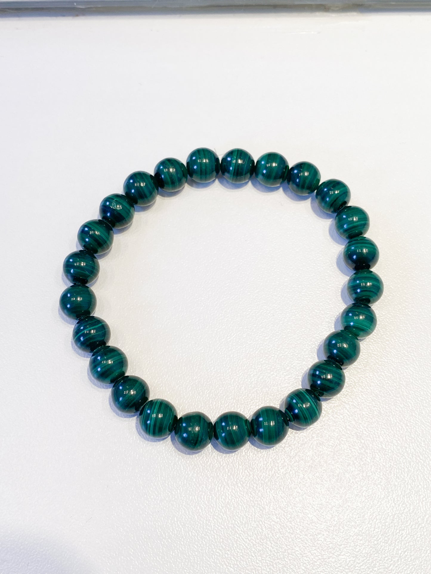 Bracelet Malachite : Un Bijou Élégant pour Équilibrer l'Énergie et Favoriser la Guérison