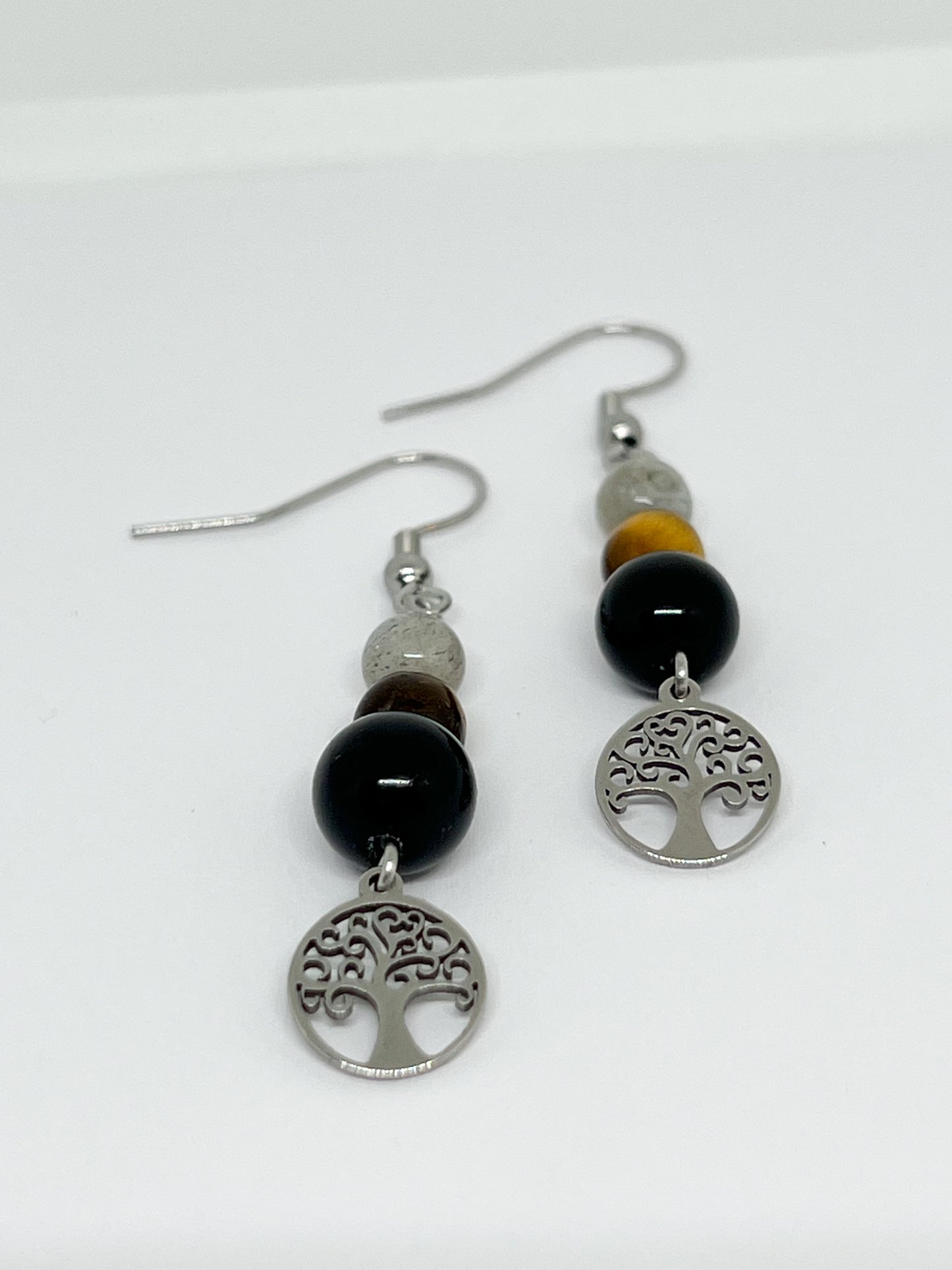Boucles d’Oreilles Énergétiques en Obsidienne Noire, Œil de Tigre & Labradorite – Acier Argenté et Arbre de Vie