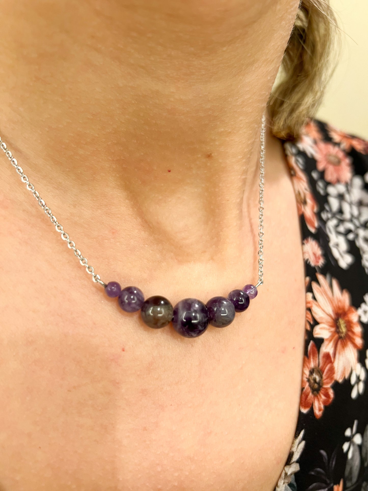 Collier Améthyste Authentique – Harmonie et Style en Acier Inoxydable