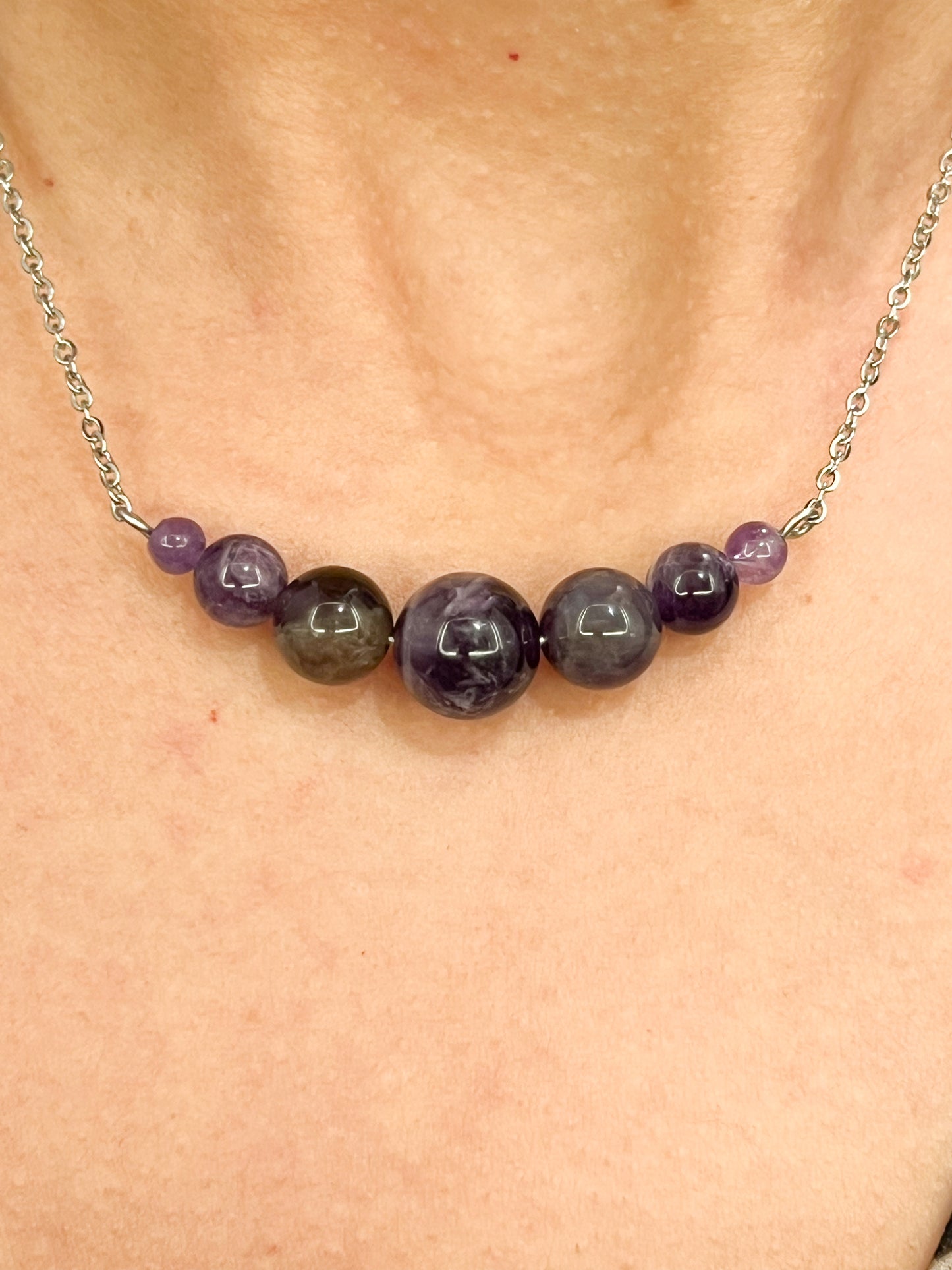 Collier Améthyste Authentique – Harmonie et Style en Acier Inoxydable