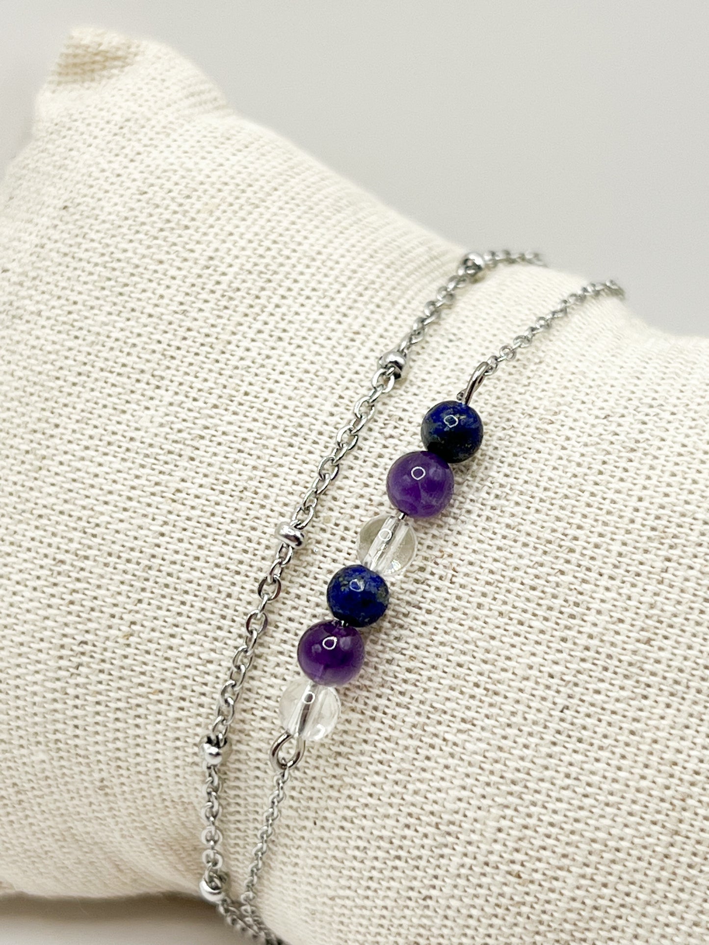 Bracelet Anti-Migraines Double Rang – Pierres Naturelles et Acier Argenté pour le Bien-être 🍃💖