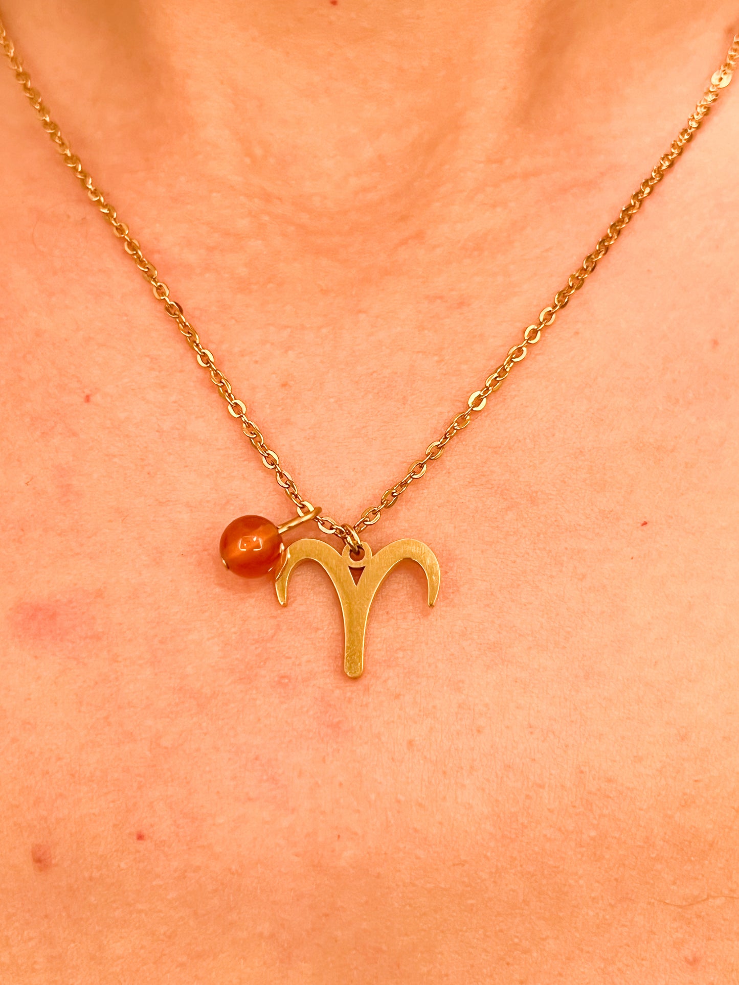 Collier Signe Astrologique Bélier Doré – Acier Inoxydable Résistant & Élégant