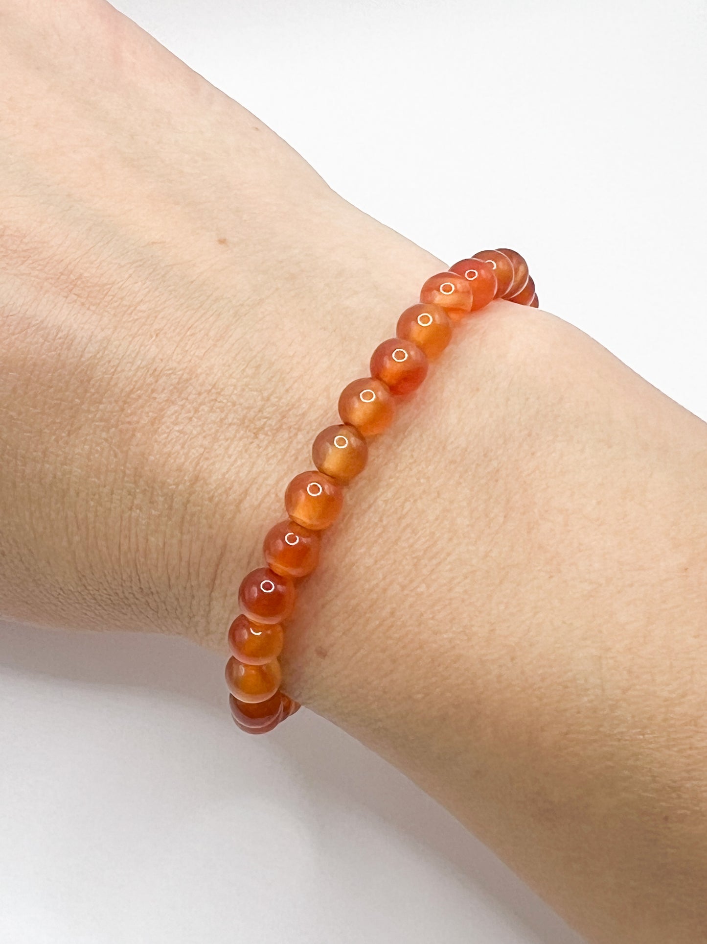 Bracelet en Cornaline 6mm – Vitalité et Confiance au Quotidien