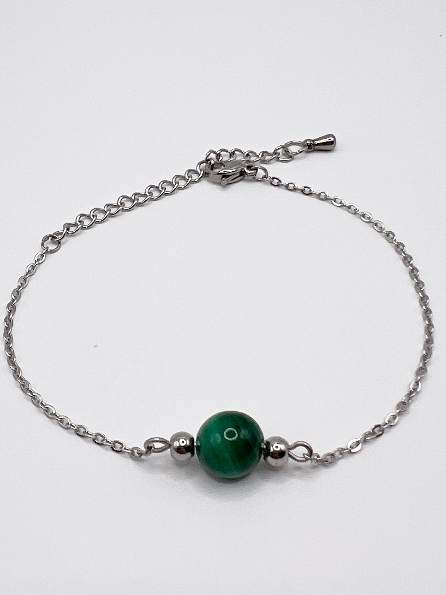 Bracelet malachite pierre verte et acier inoxydable – Bijou raffiné et protecteur
