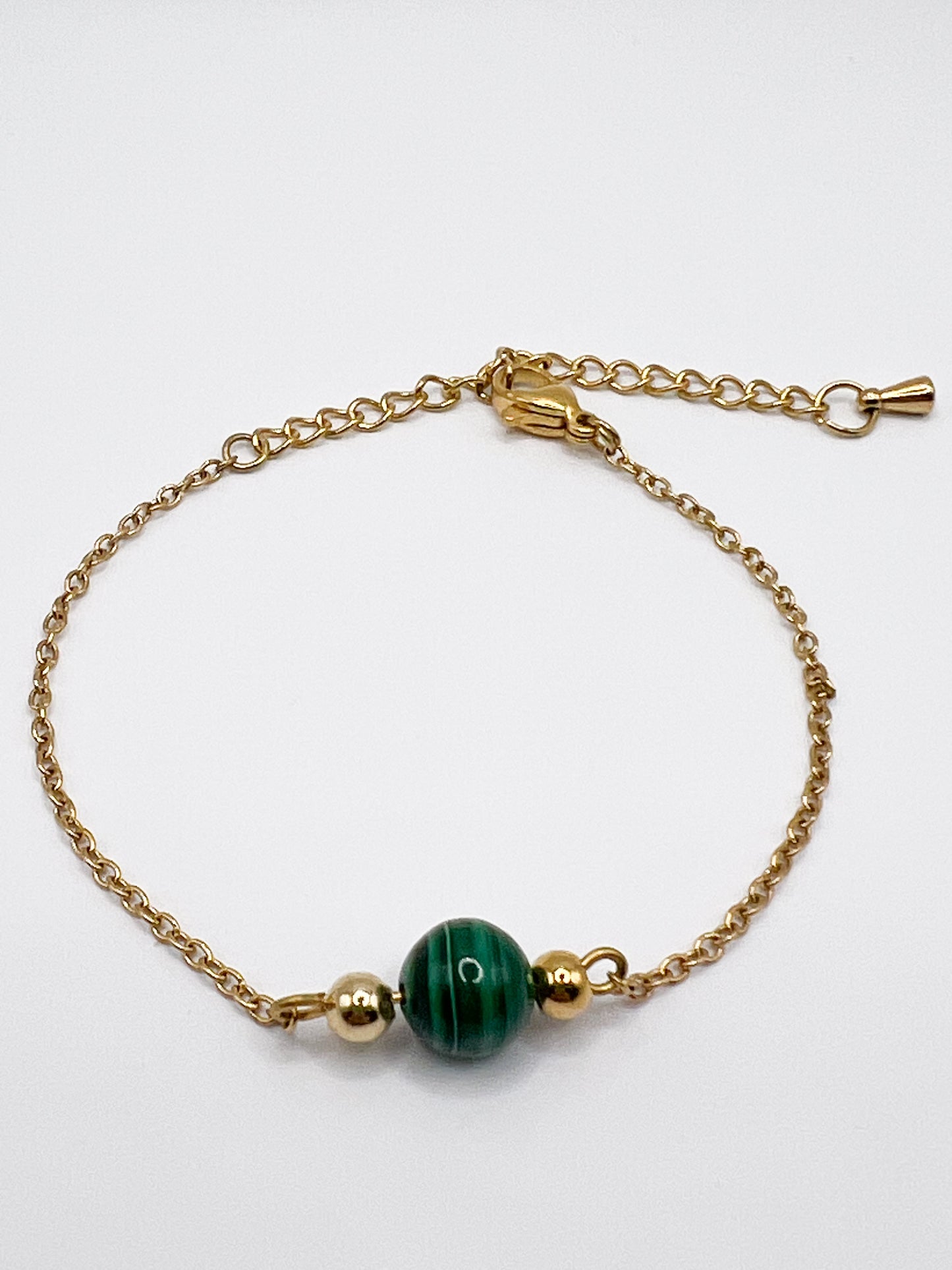 Bracelet malachite doré – Pierre de protection et de transformation au poignet