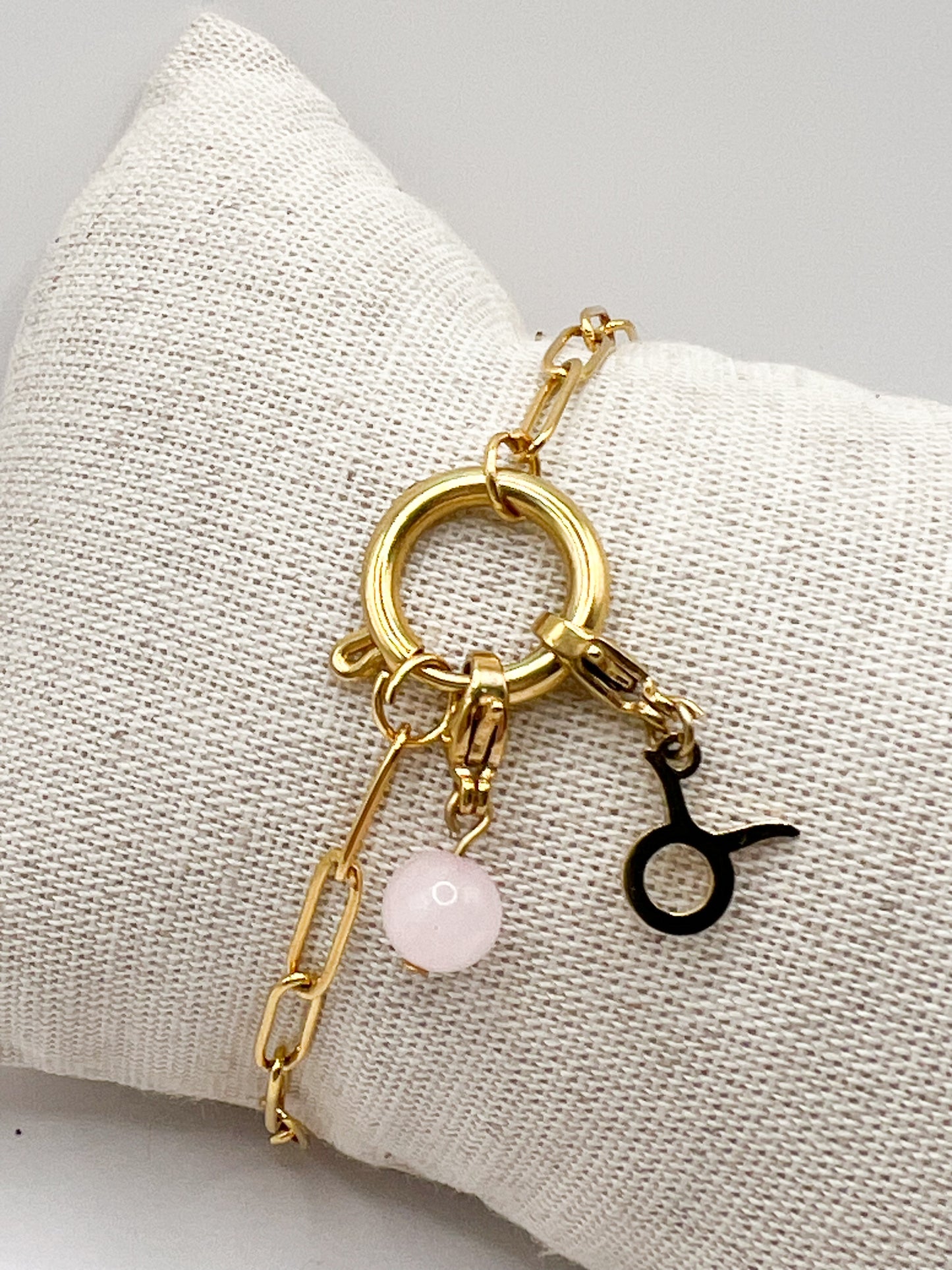 Bracelet Signe Astrologique Taureau – Acier Doré Élégant et Intemporel