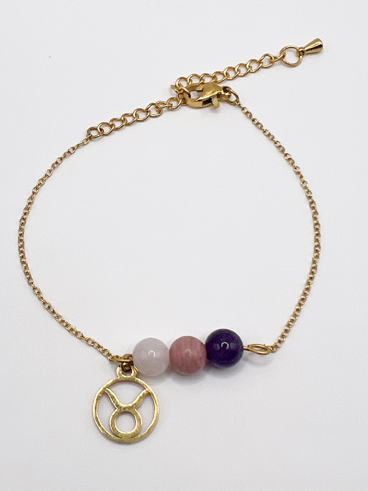 Bracelet Taureau en Acier Doré : Quartz Rose, Améthyste et Rhodonite pour l'Équilibre Émotionnel