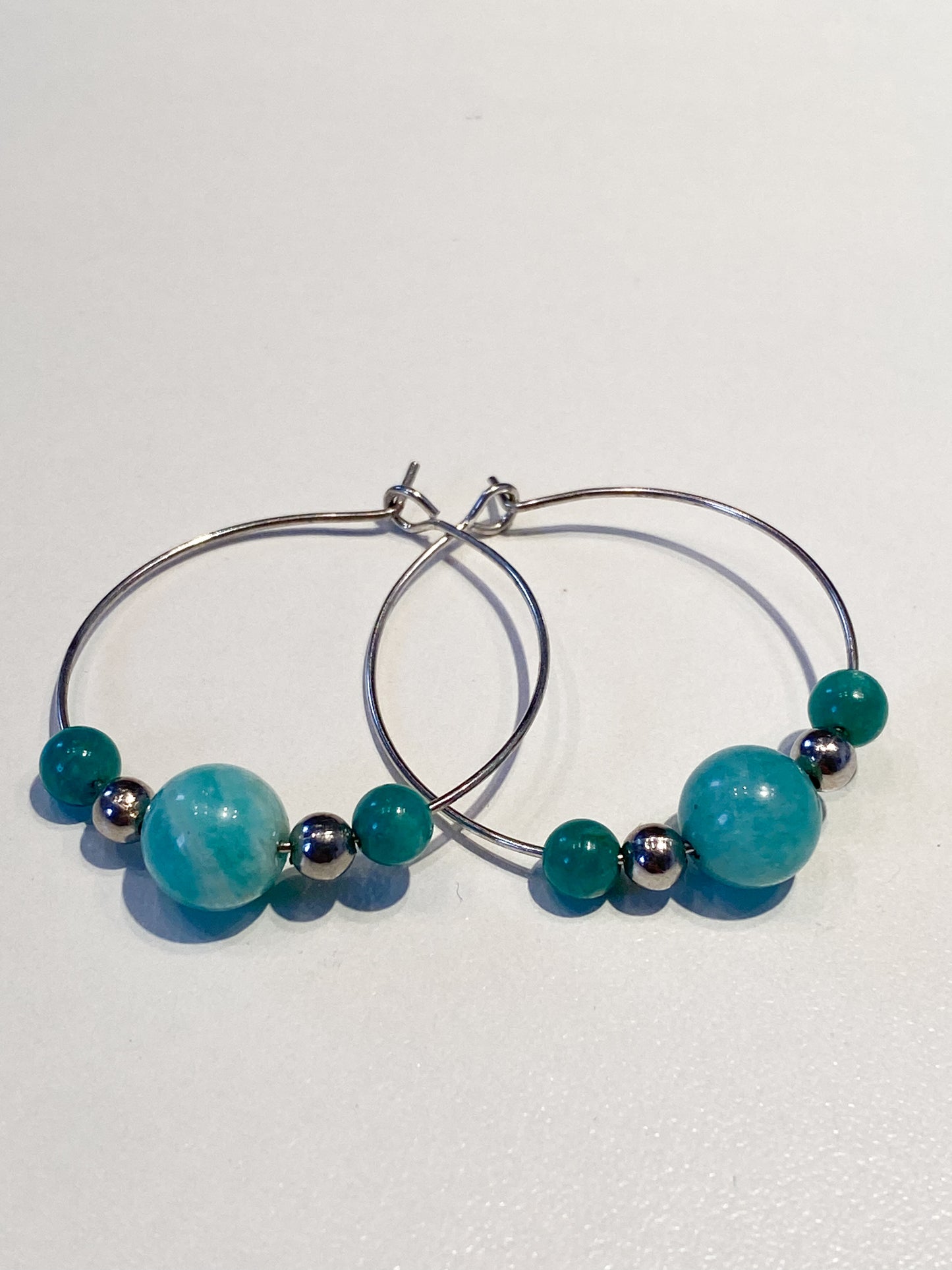 Boucles d'Oreilles en Amazonite Naturelle et Acier Inoxydable Argenté – Bijoux Intemporels