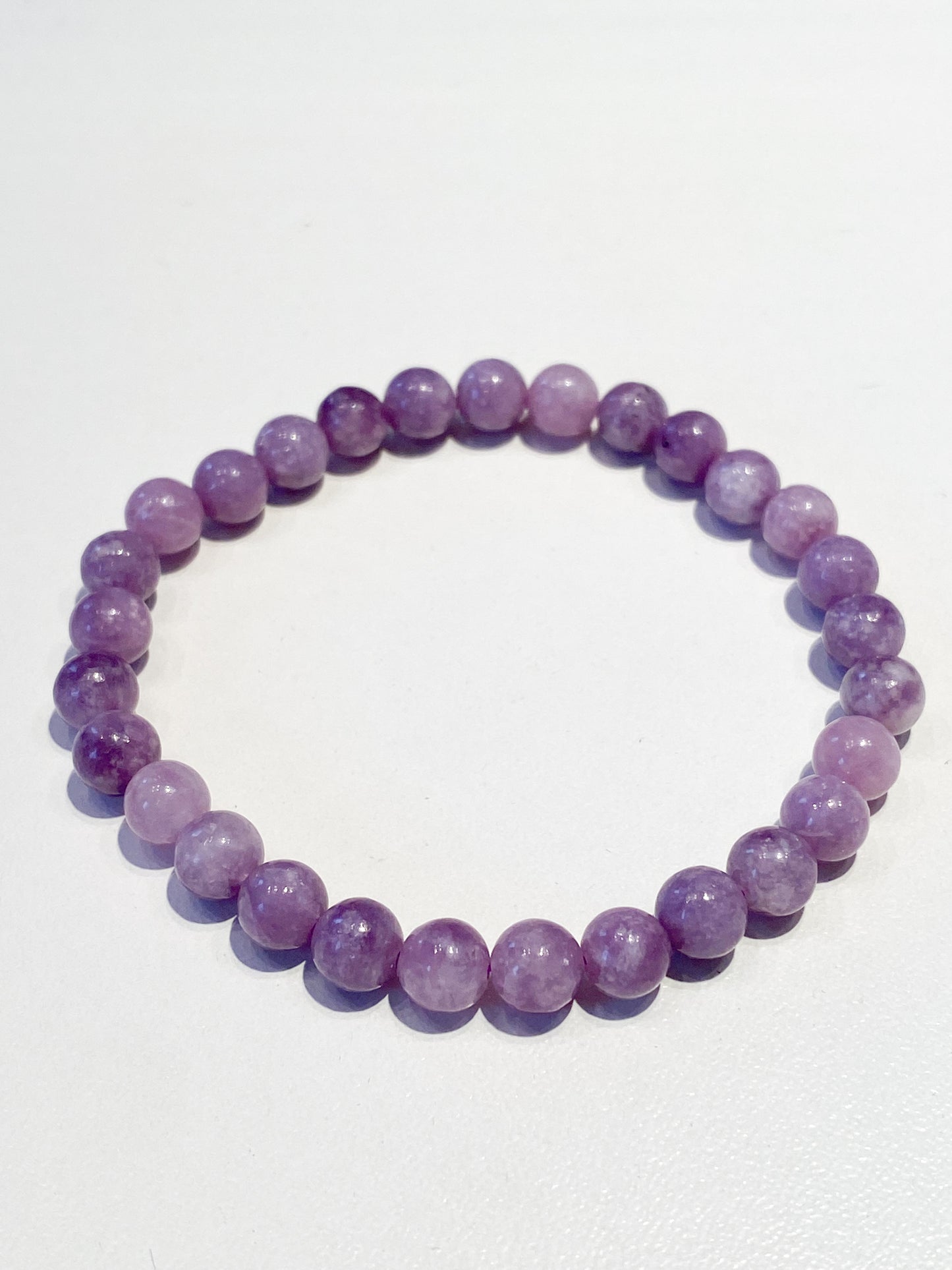 Bracelet en Lépidolite 6mm - Bien-être et Harmonie Naturelle