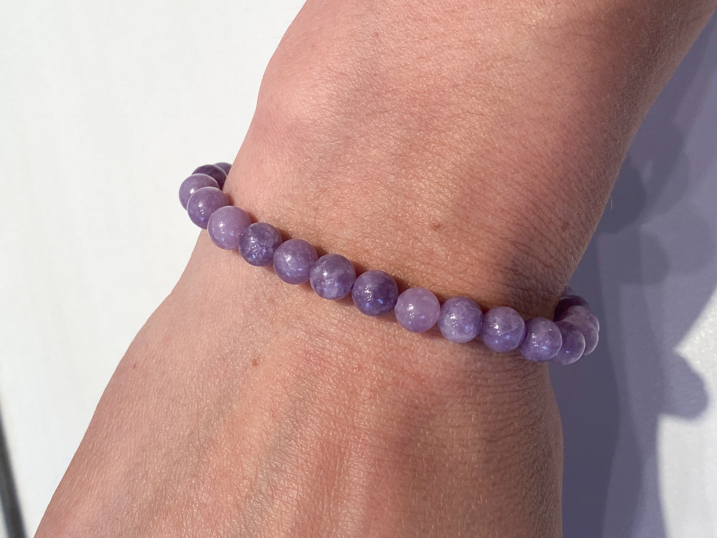 Bracelet en Lépidolite 6mm - Bien-être et Harmonie Naturelle