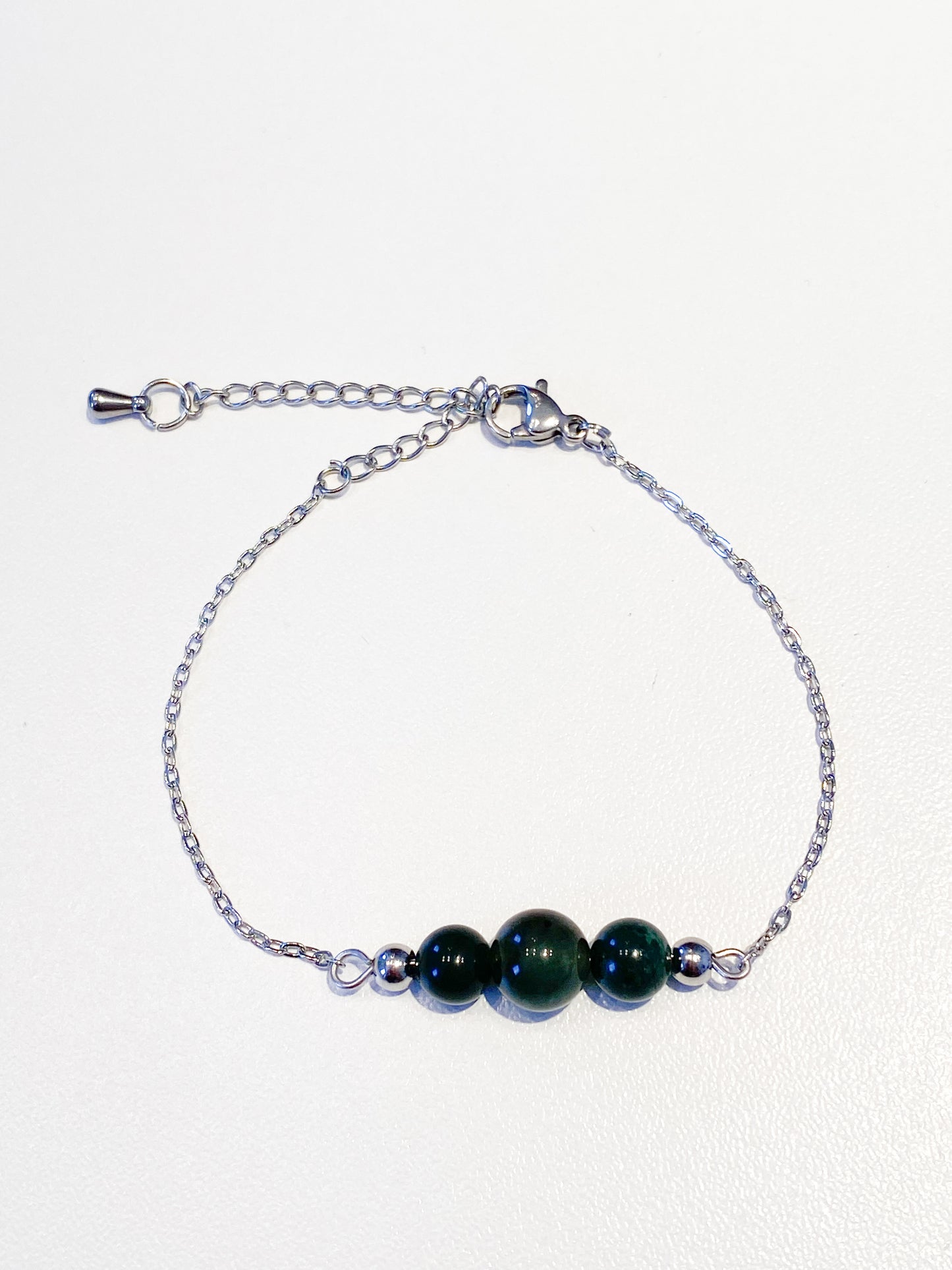 Bracelet Chic en Acier Argenté et 3 Perles d'Agate Mousse – Style et Bien-être