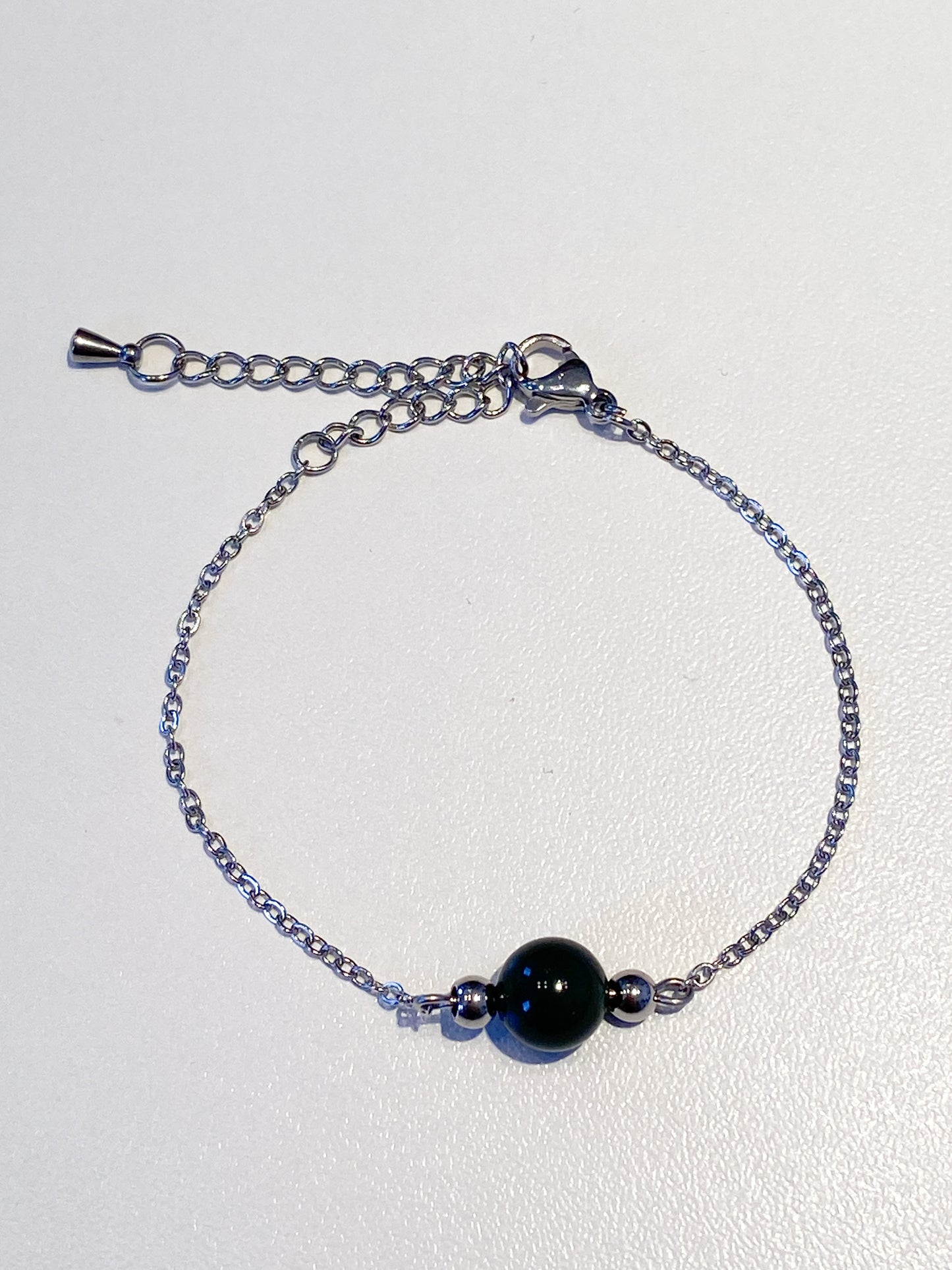 Bracelet en Acier Inoxydable Argenté avec Perle d'Agate Mousse – Élégance et Bien-être