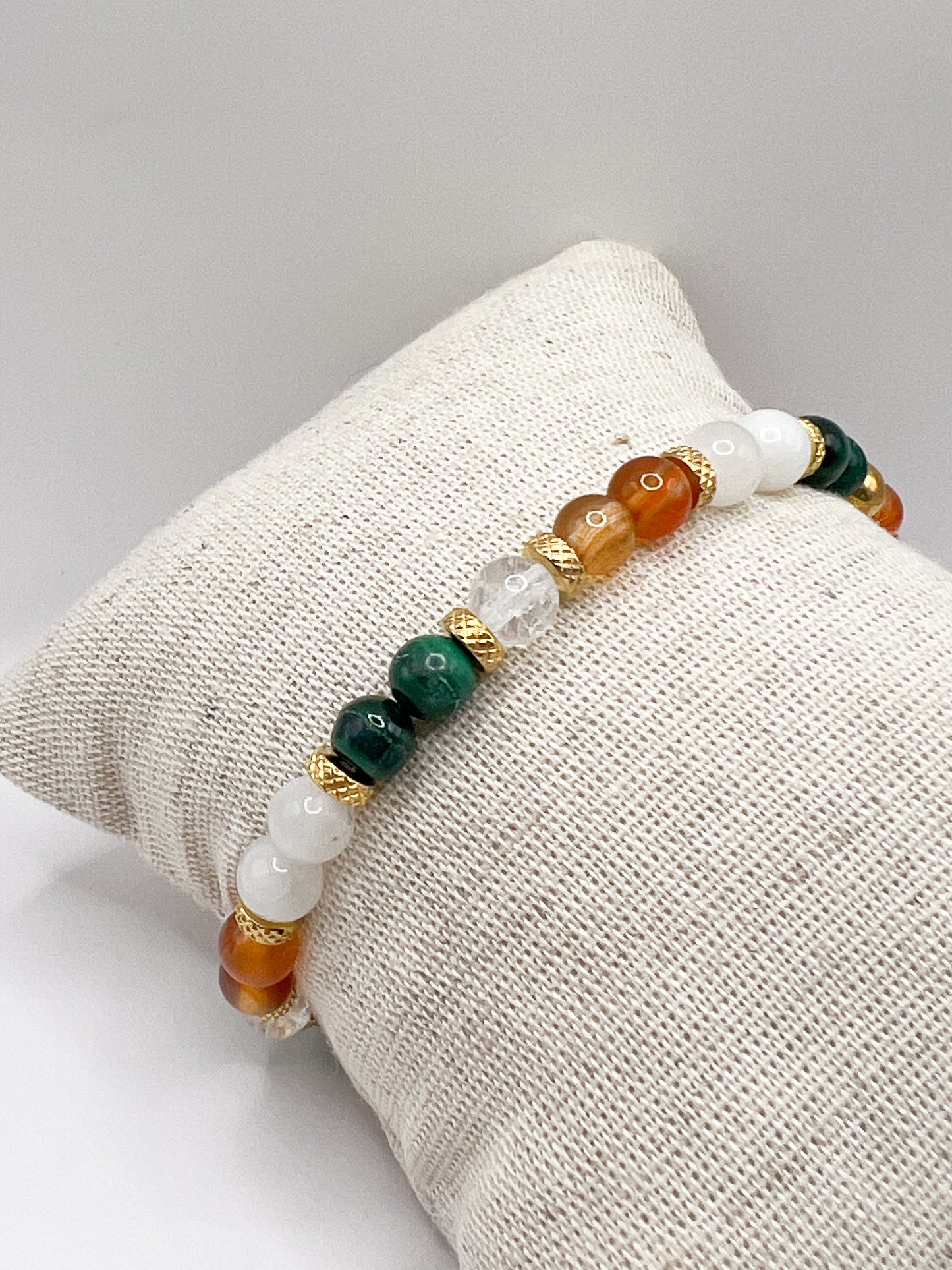 Bracelet Règles Douloureuses en Pierres Naturelles – Soulagement, Harmonie & Bien-Être Féminin