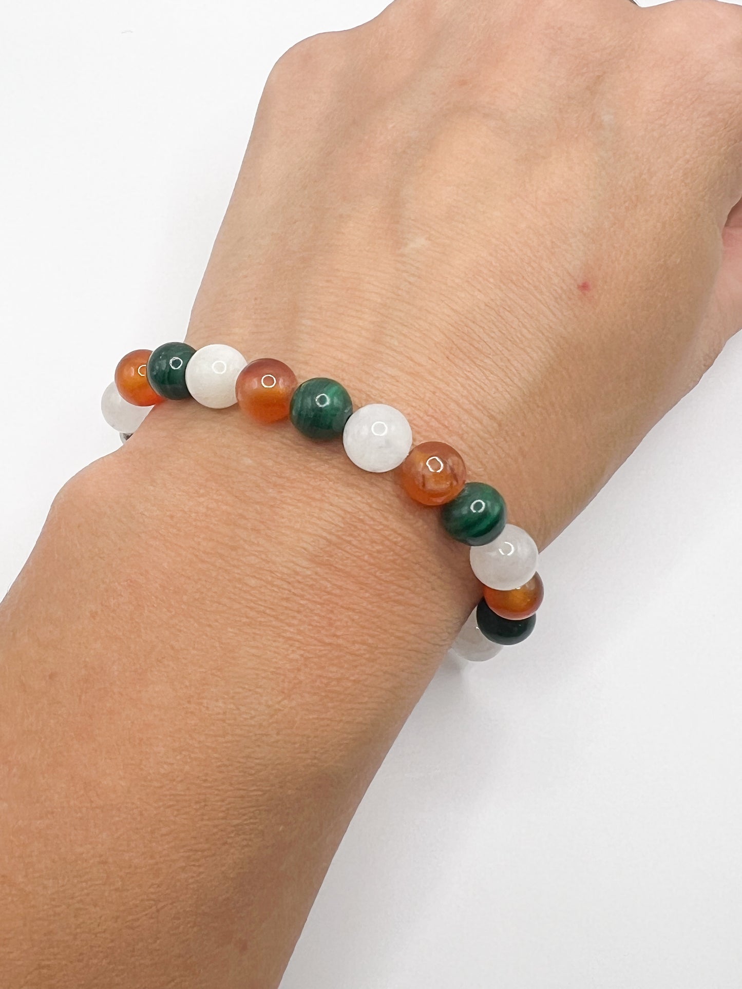 Bracelet Bien-Être Féminin – Cornaline, Malachite & Pierre de Lune 🌙