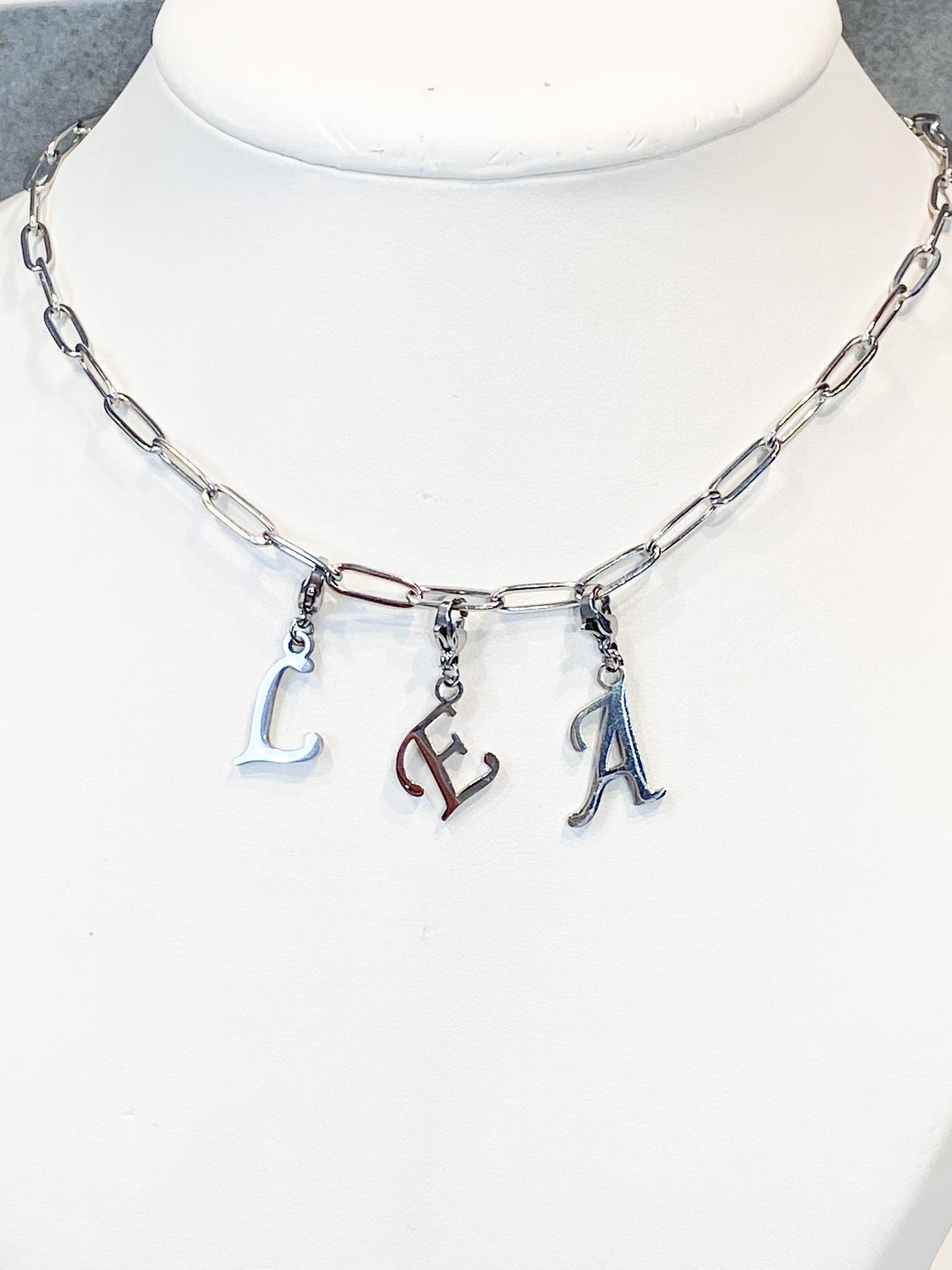 Collier à personnalisé argenté