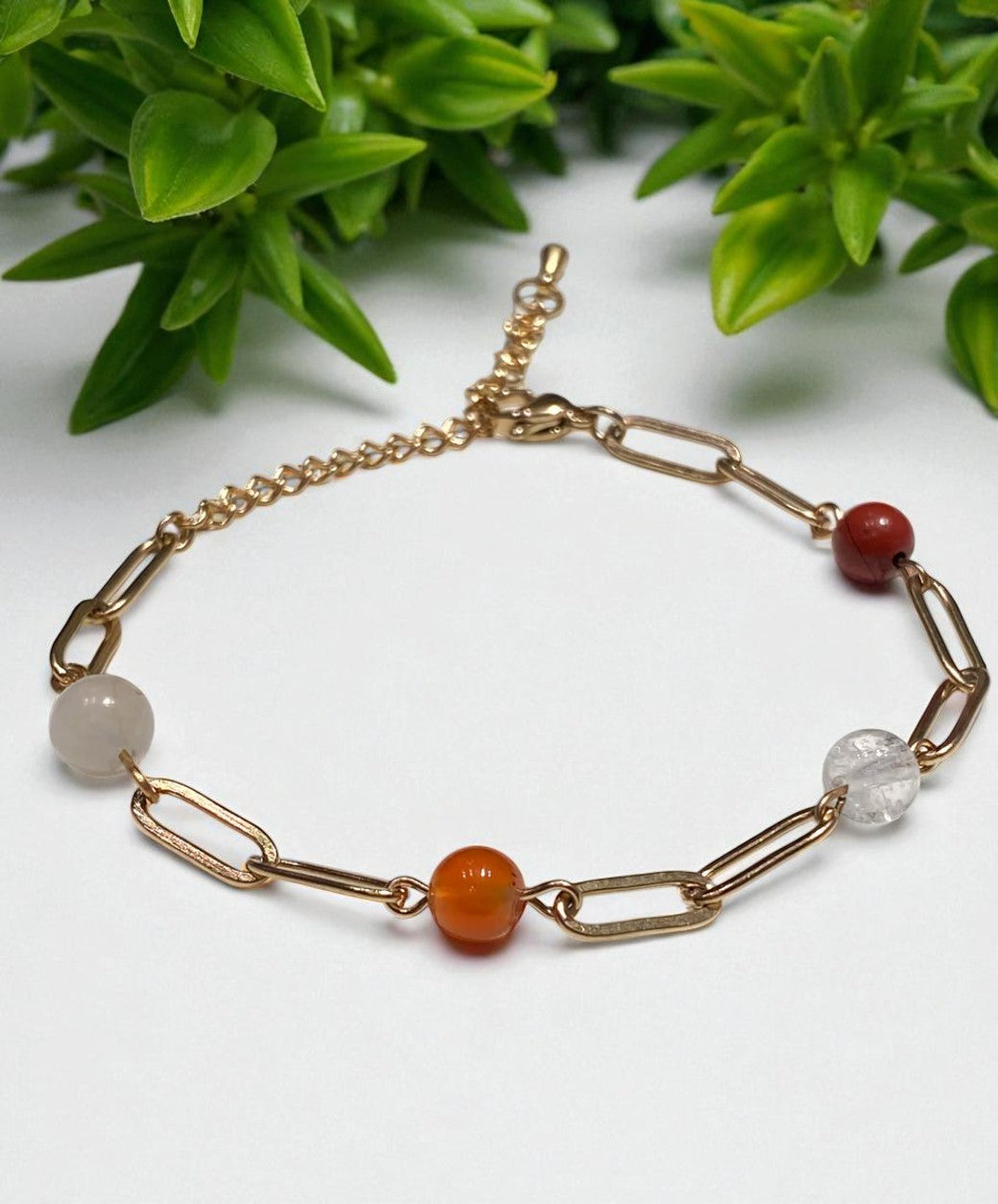 Bracelet Fertilité en Pierres Naturelles & Acier Doré – Pierre de Lune, Cornaline, Jaspe Rouge