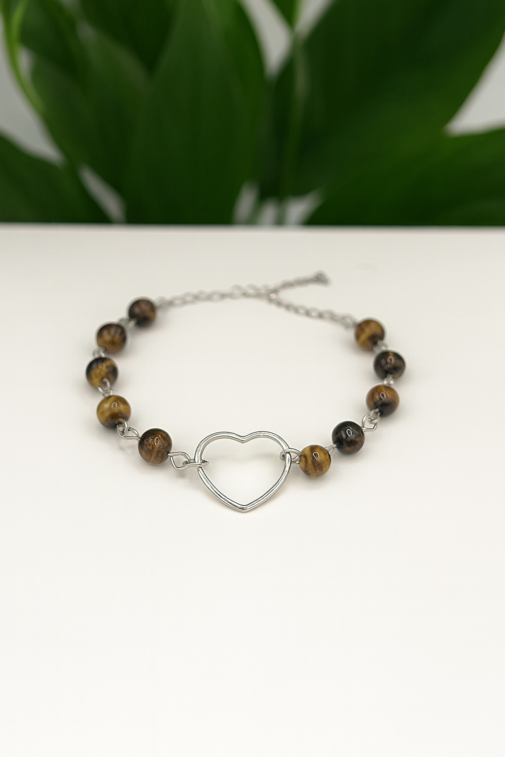 Bracelet Cœur en Œil de Tigre & Acier Inoxydable Argenté – Protection, Confiance & Énergie Positive