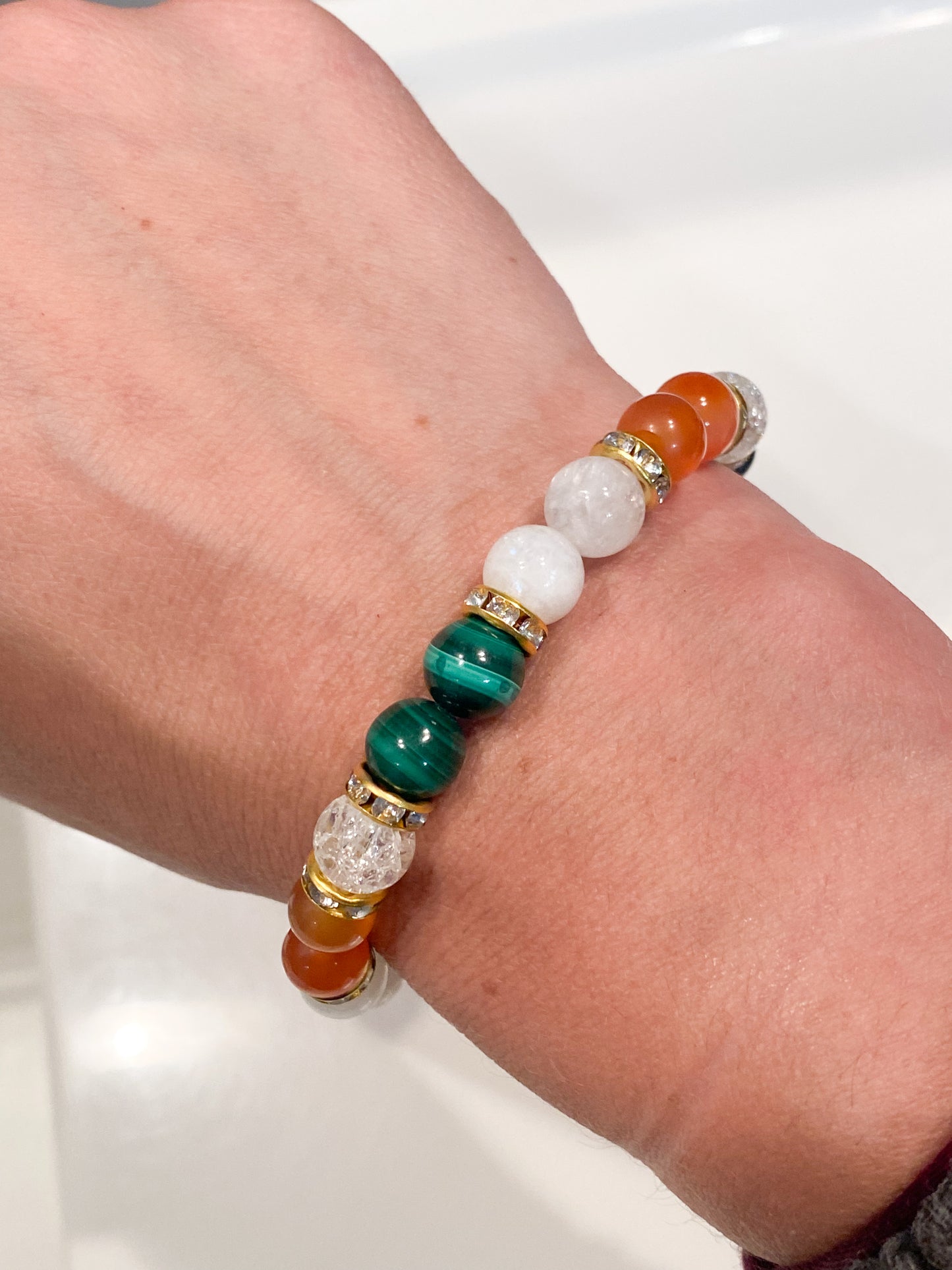 Bracelet "Spécial endométriose et règle douloureuse" en Pierre de lune, Cornaline et Malachite