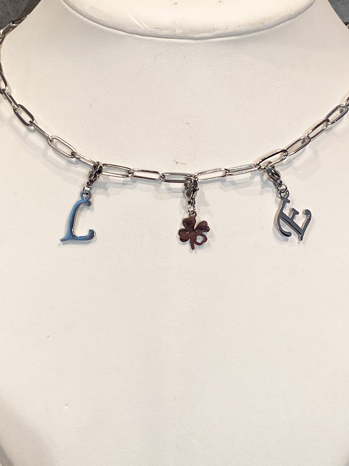 Collier à personnalisé argenté