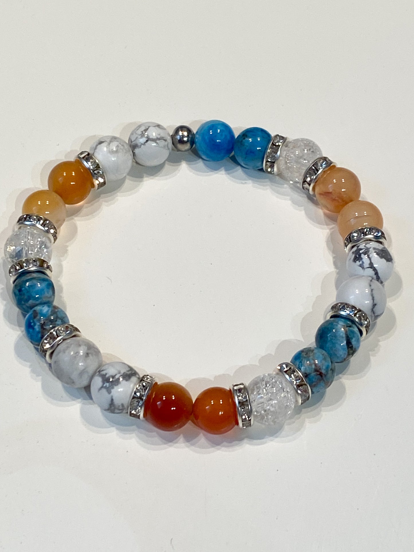 Bracelet en pierres naturelles en Apatite, Howlite, cornaline et cristal de Roche " Spécial Minceur "