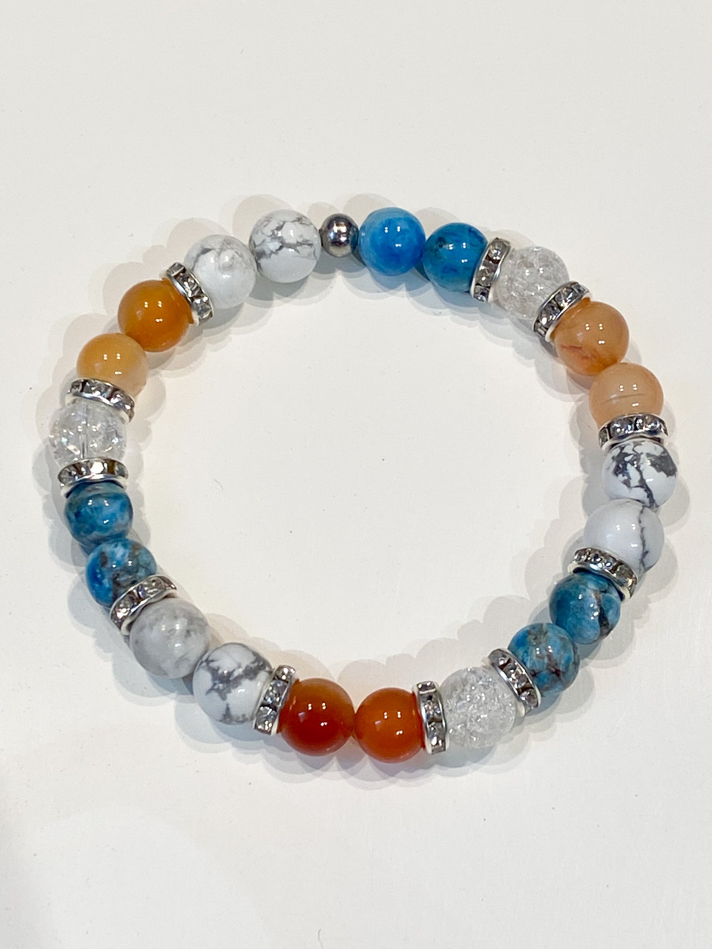 Bracelet en pierres naturelles en Apatite, Howlite, cornaline et cristal de Roche " Spécial Minceur "