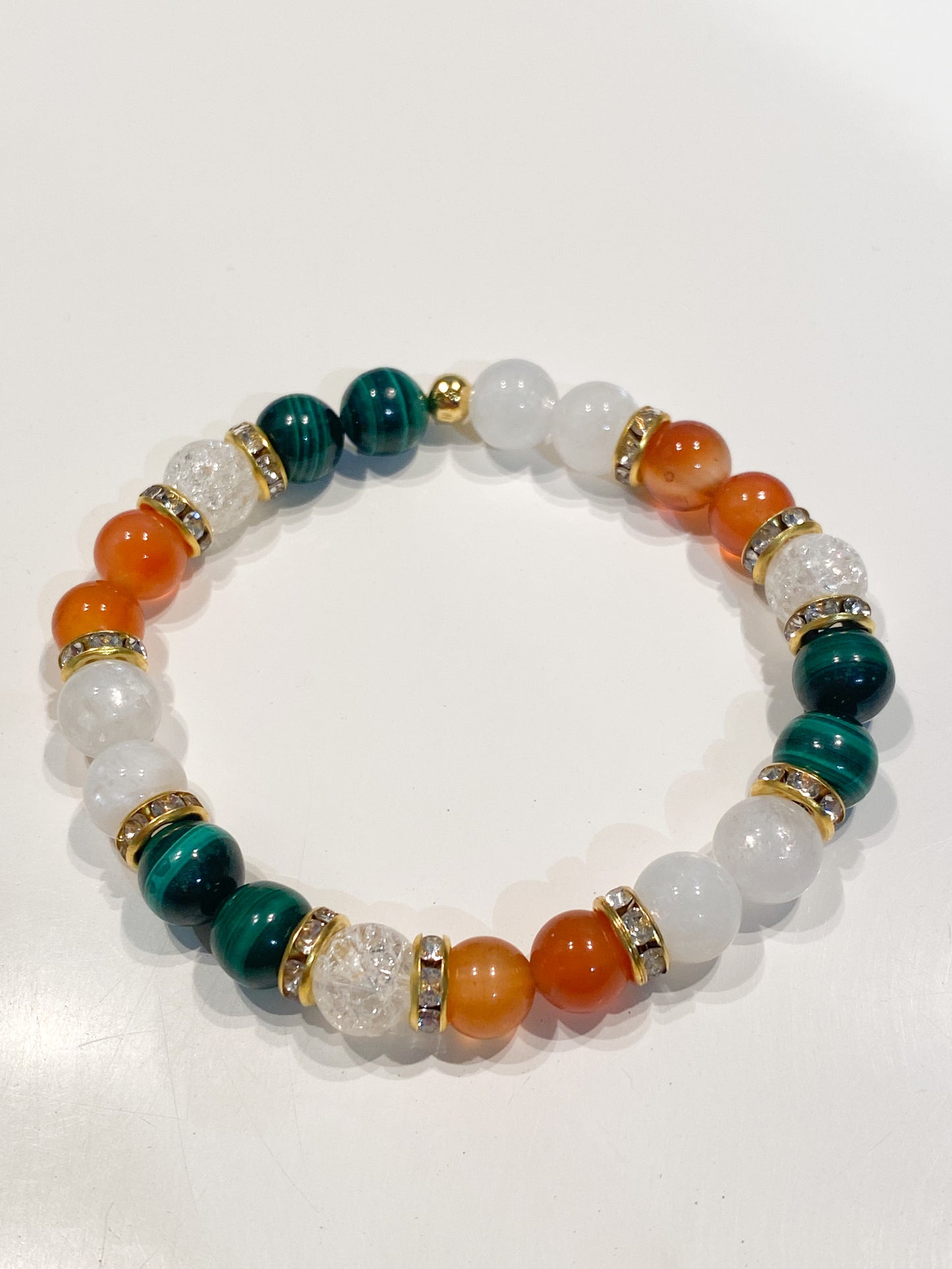 Bracelet "Spécial endométriose et règle douloureuse" en Pierre de lune, Cornaline et Malachite