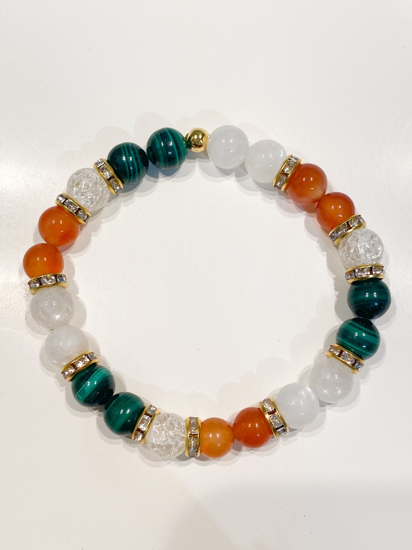 Bracelet "Spécial endométriose et règle douloureuse" en Pierre de lune, Cornaline et Malachite