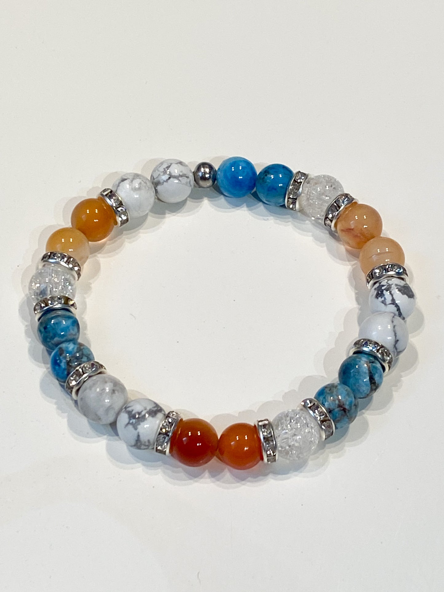 Bracelet en pierres naturelles en Apatite, Howlite, cornaline et cristal de Roche " Spécial Minceur "