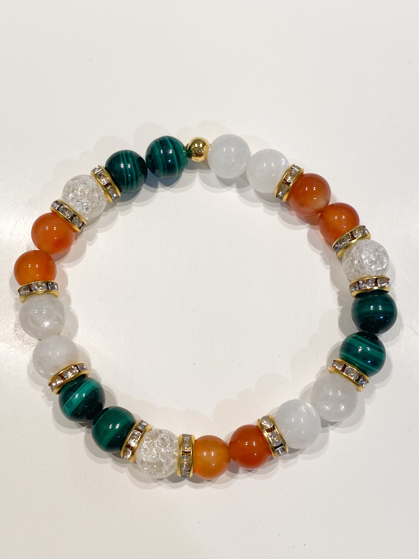 Bracelet "Spécial endométriose et règle douloureuse" en Pierre de lune, Cornaline et Malachite