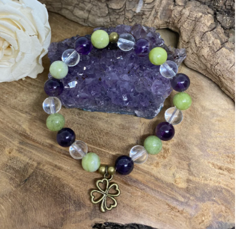 Bracelet Lithothérapie en pierres naturelles Améthyste, Péridot et Cristal de roche