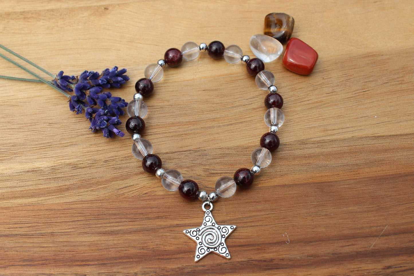 Bracelet pierres naturelles en Cristal de Roche et Grenat