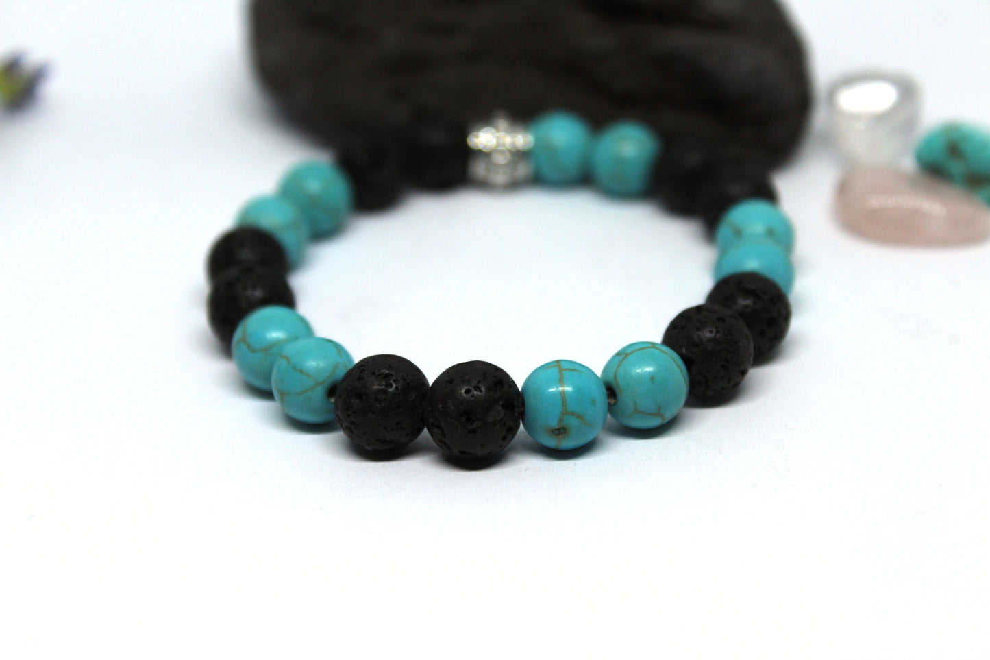 Bracelet élastique en pierres naturelles Howlite turquoise et pierre de lave