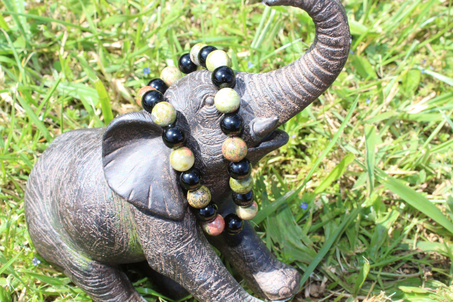 Bracelet en pierres naturelles , Obsidienne et Unakite