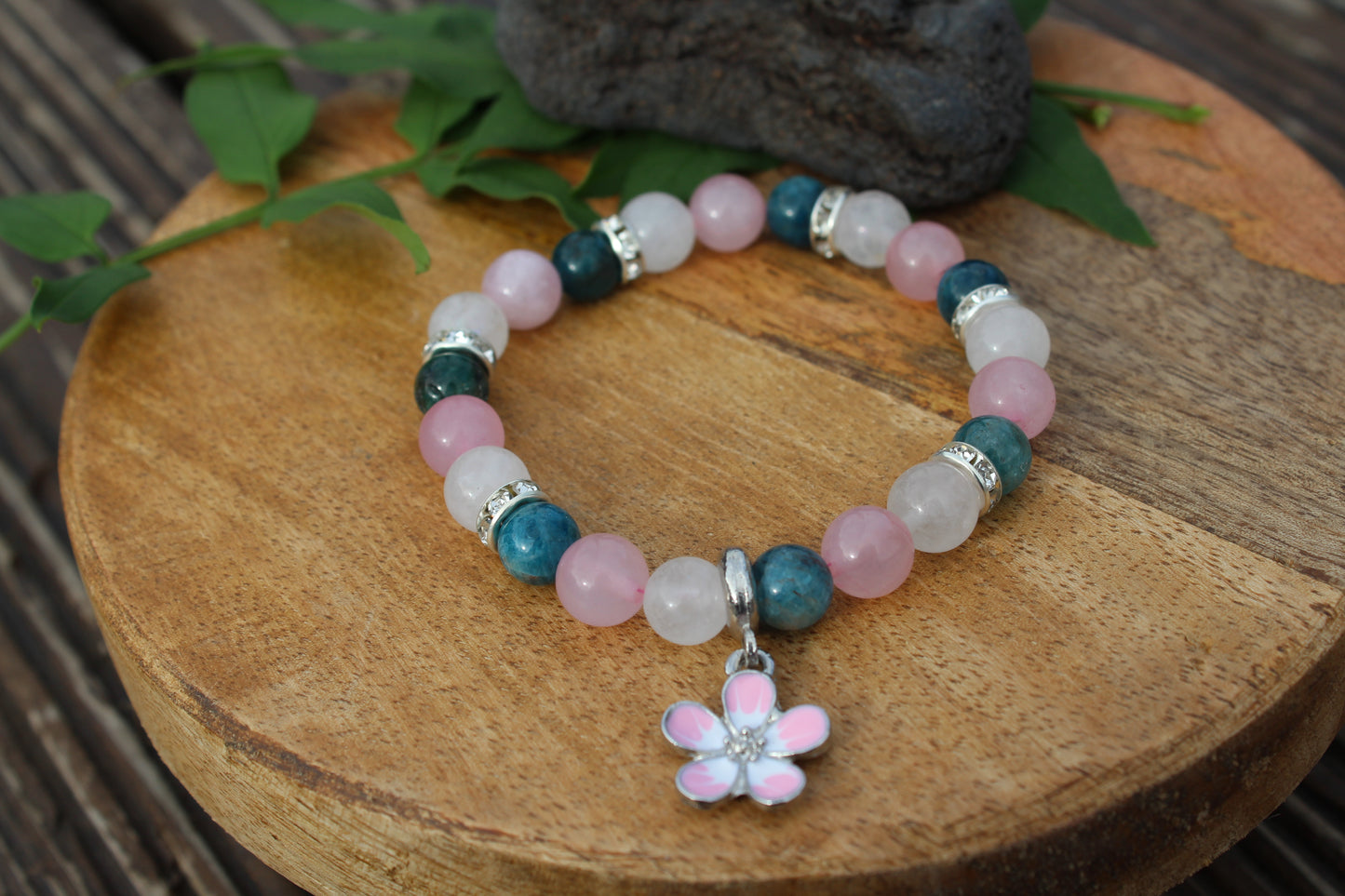 Bracelet pierres naturelles Apatite , pierre de lune et Quartz rose